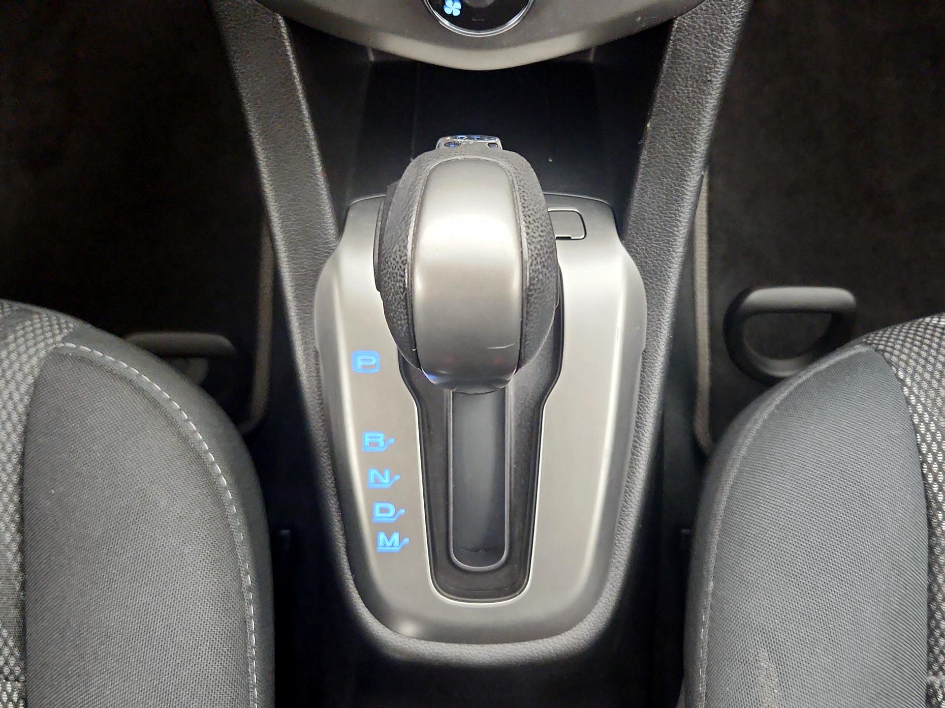 Thumbnail: 2015 Chevrolet Sonic - 16