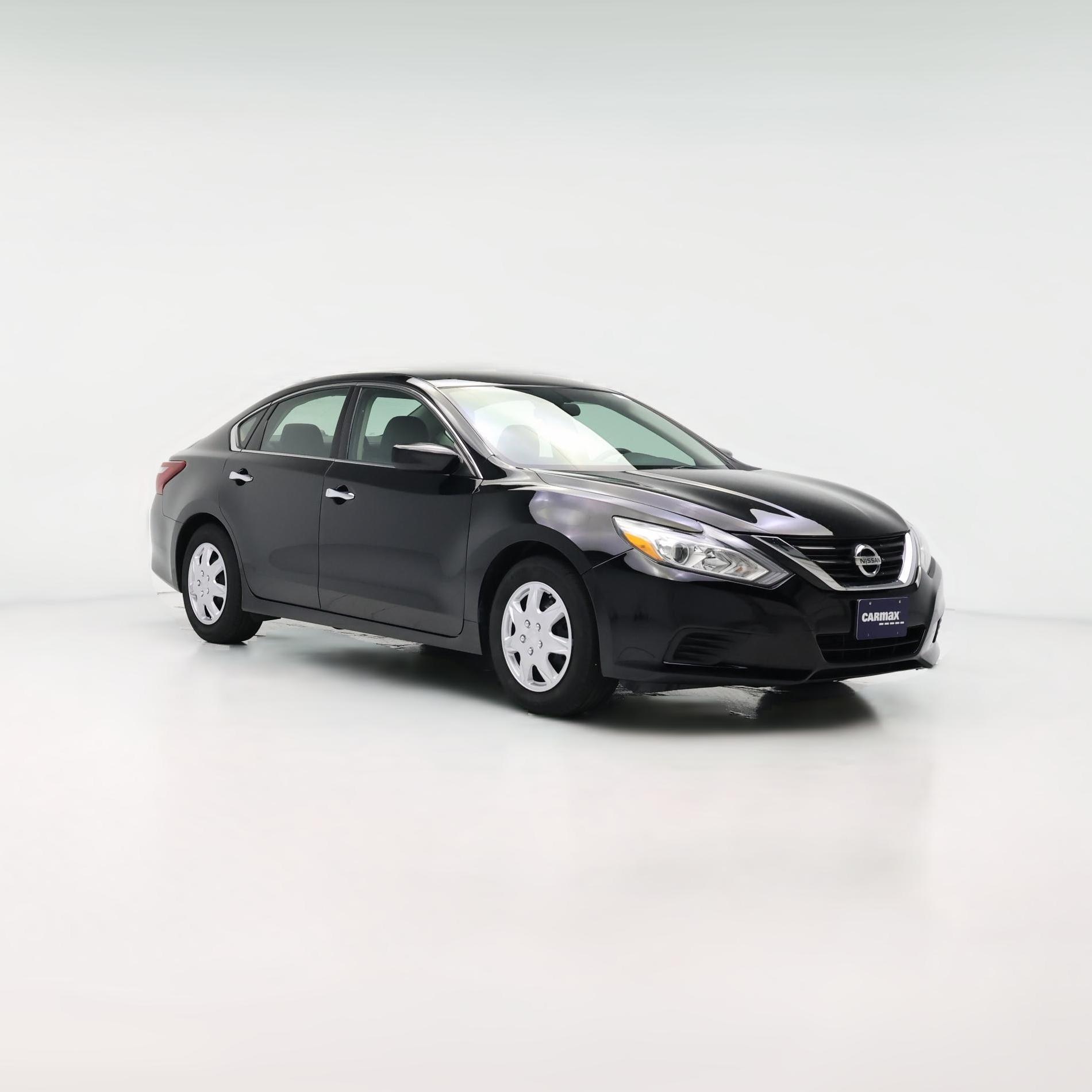 Thumbnail: 2018 Nissan Altima - 1