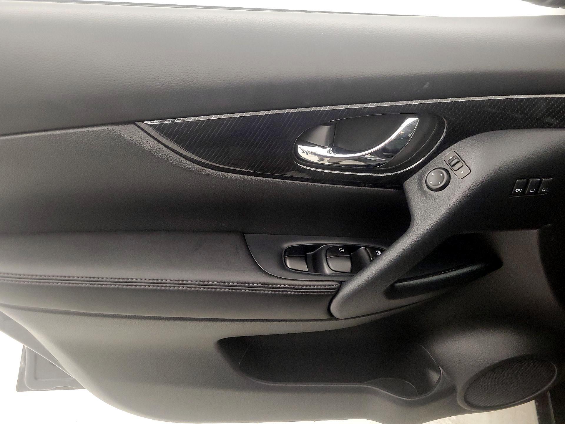 Thumbnail: 2019 Nissan Rogue - 12