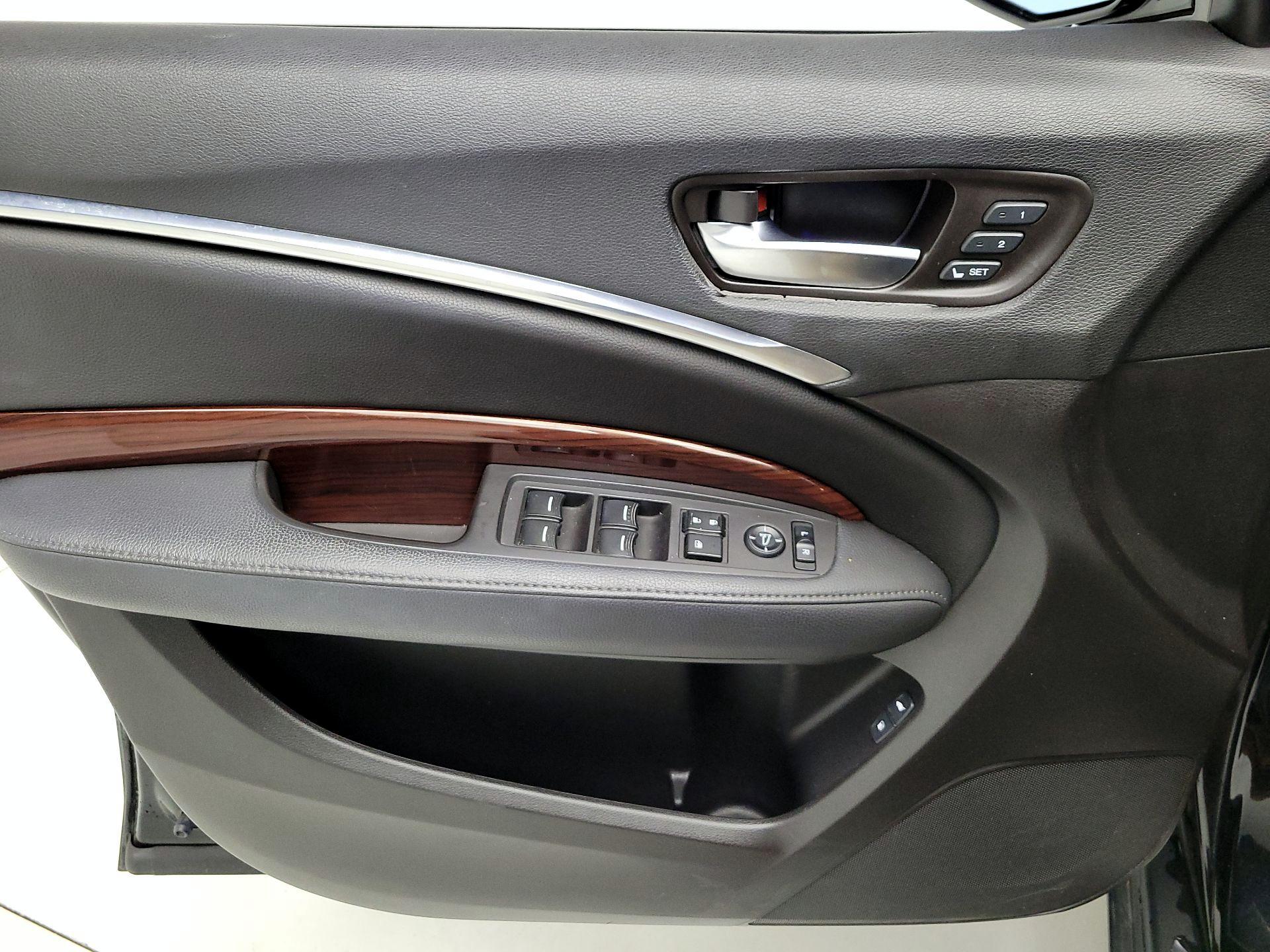 Thumbnail: 2016 Acura MDX - 12