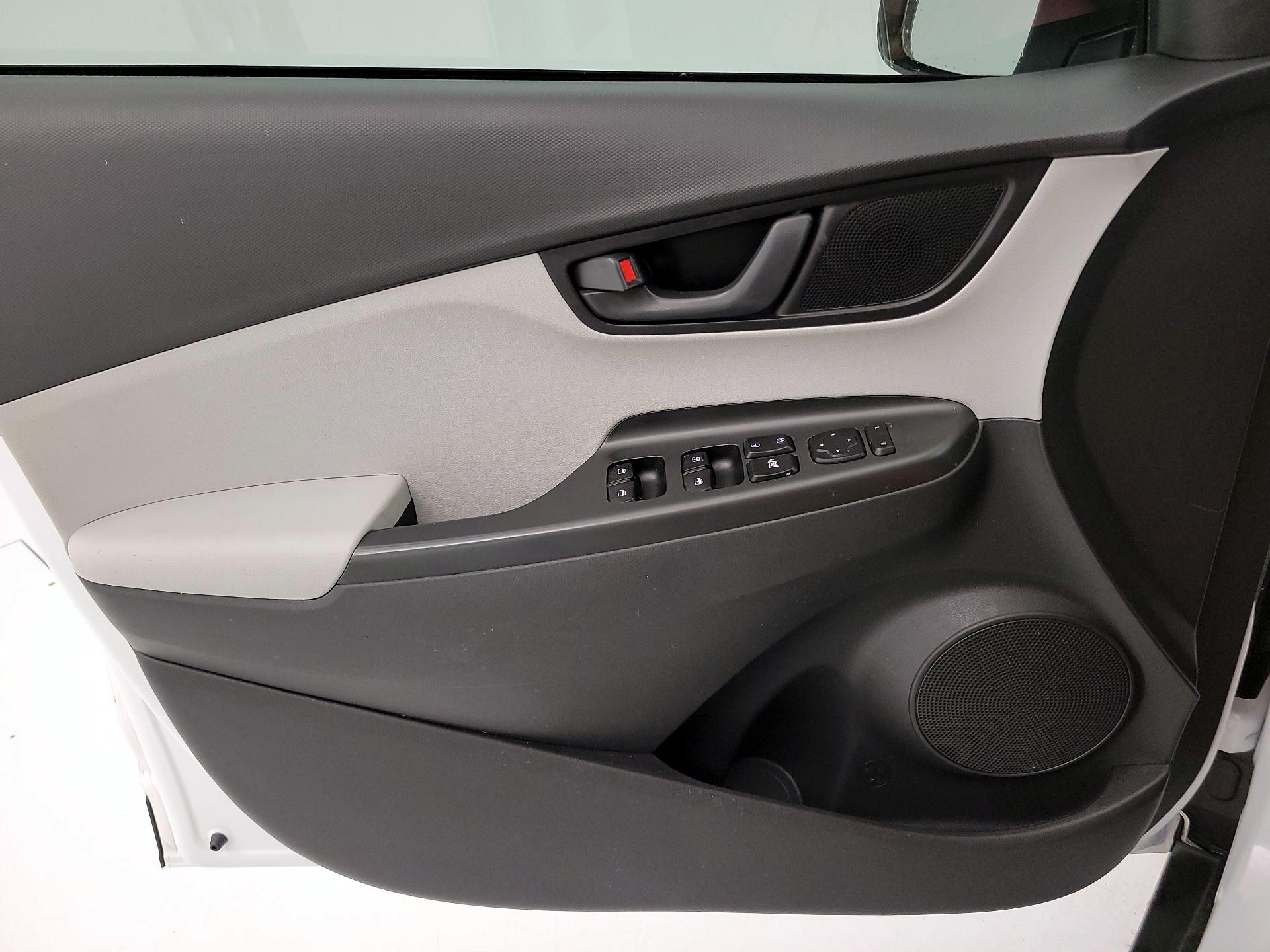 Thumbnail: 2023 Hyundai Kona - 12