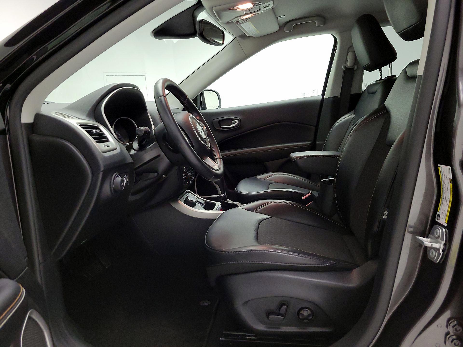 Thumbnail: 2019 Jeep Compass - 11
