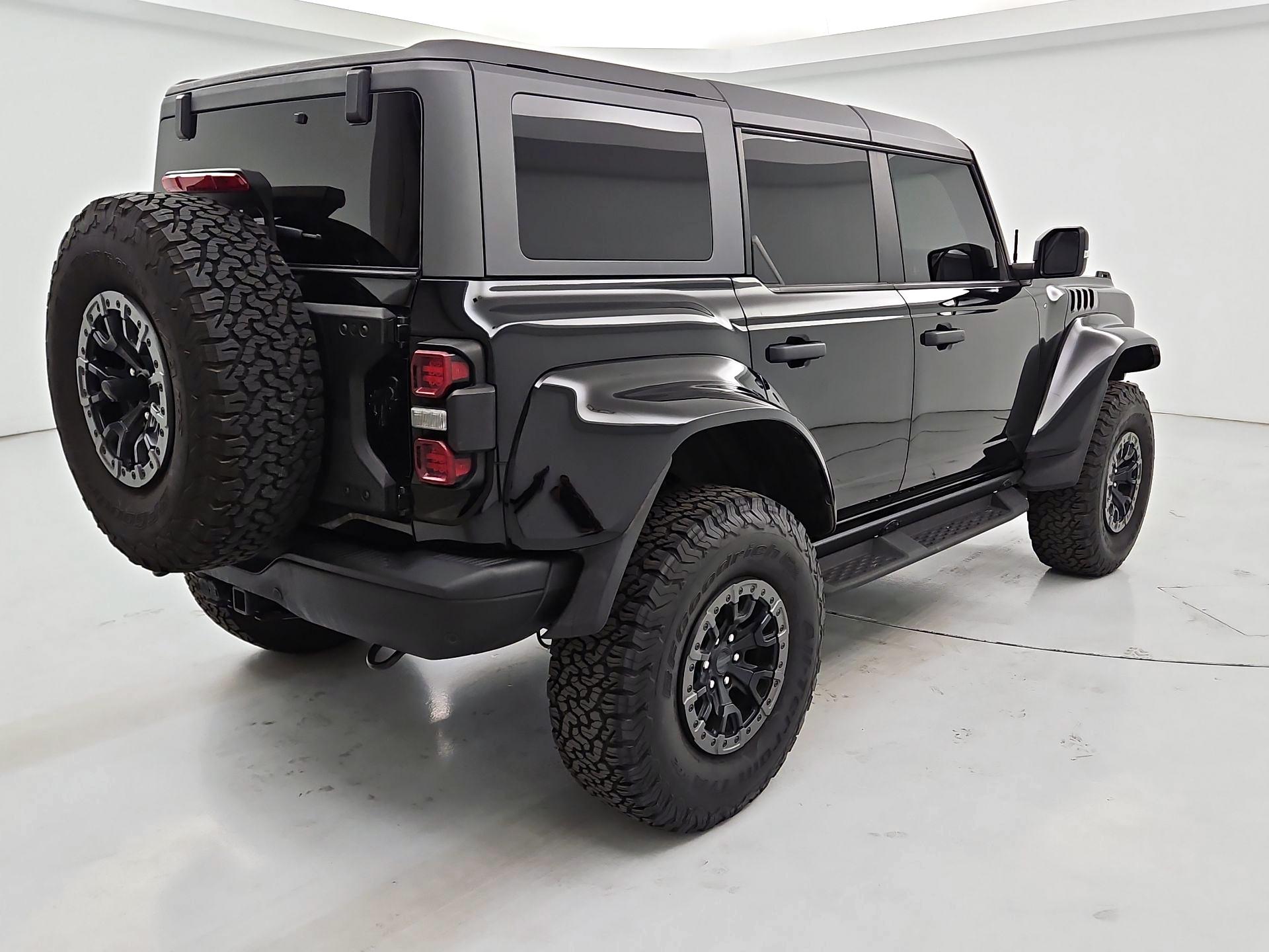 Thumbnail: 2024 Ford Bronco - 5