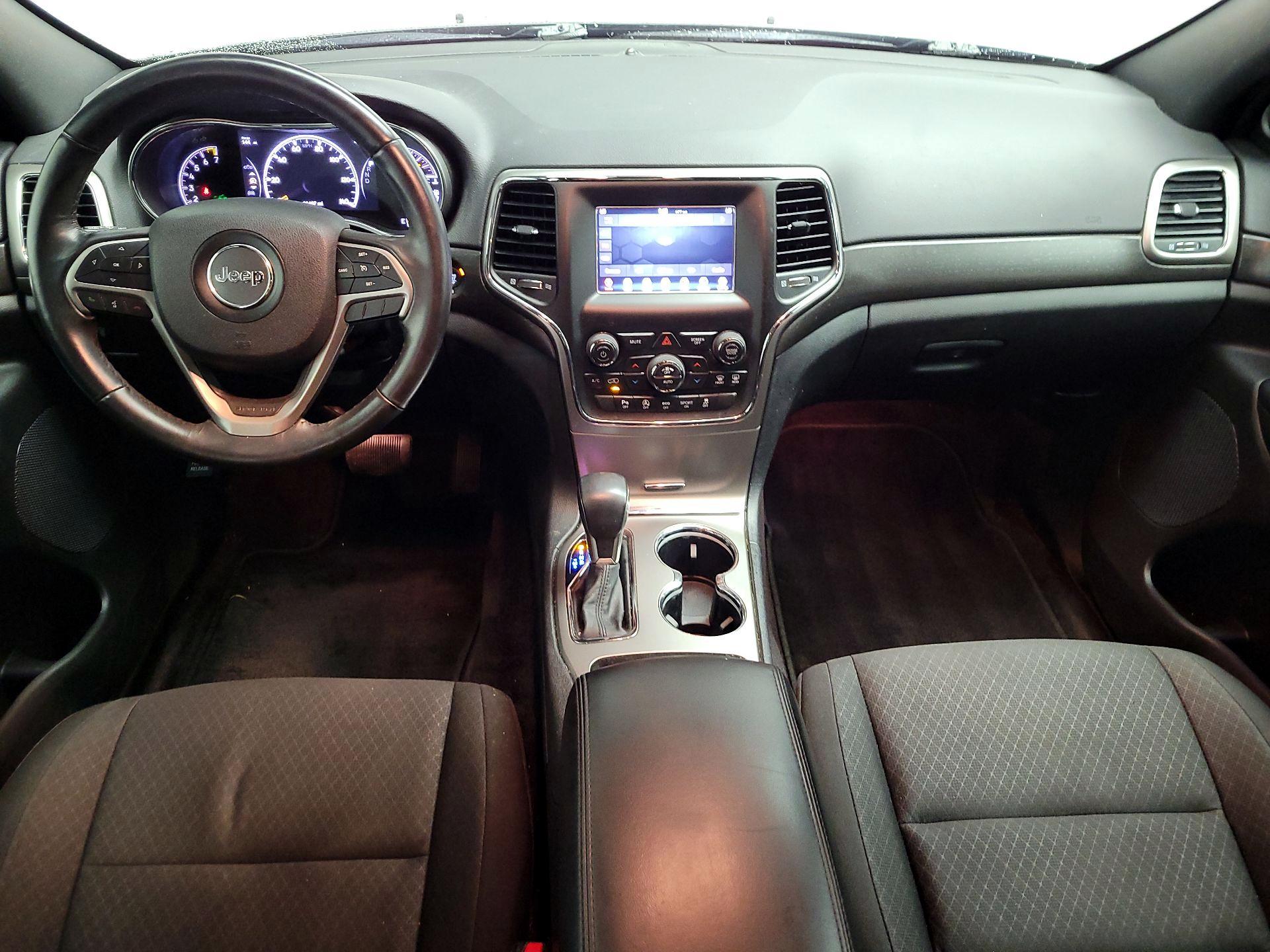 Thumbnail: 2018 Jeep Grand Cherokee - 9