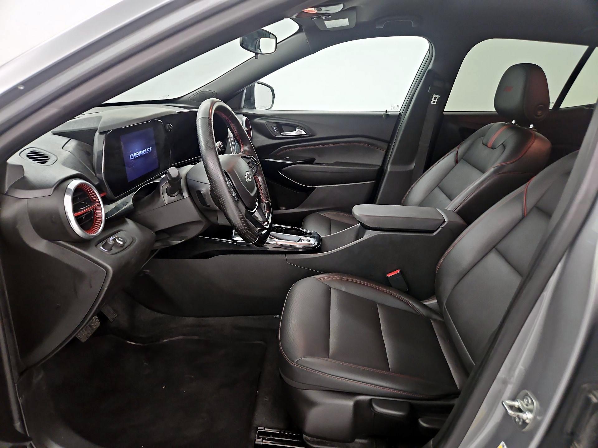 Thumbnail: 2025 Chevrolet Trax - 9