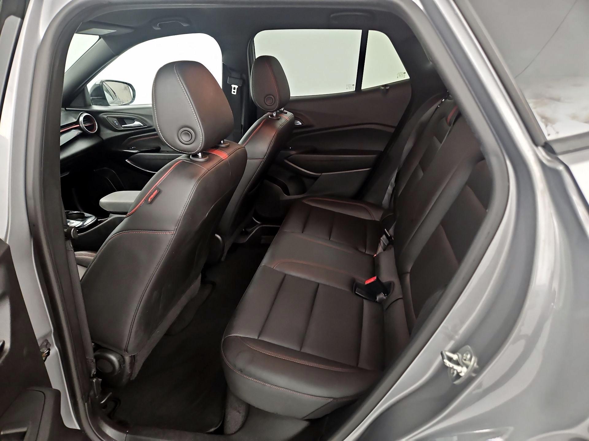 Thumbnail: 2025 Chevrolet Trax - 17