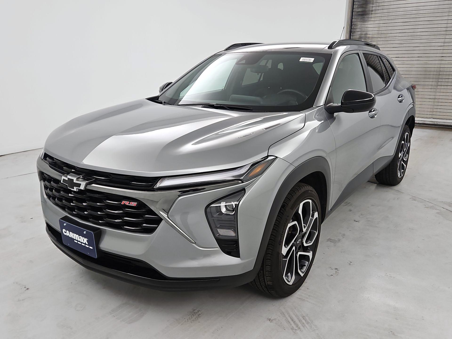 Thumbnail: 2025 Chevrolet Trax - 3