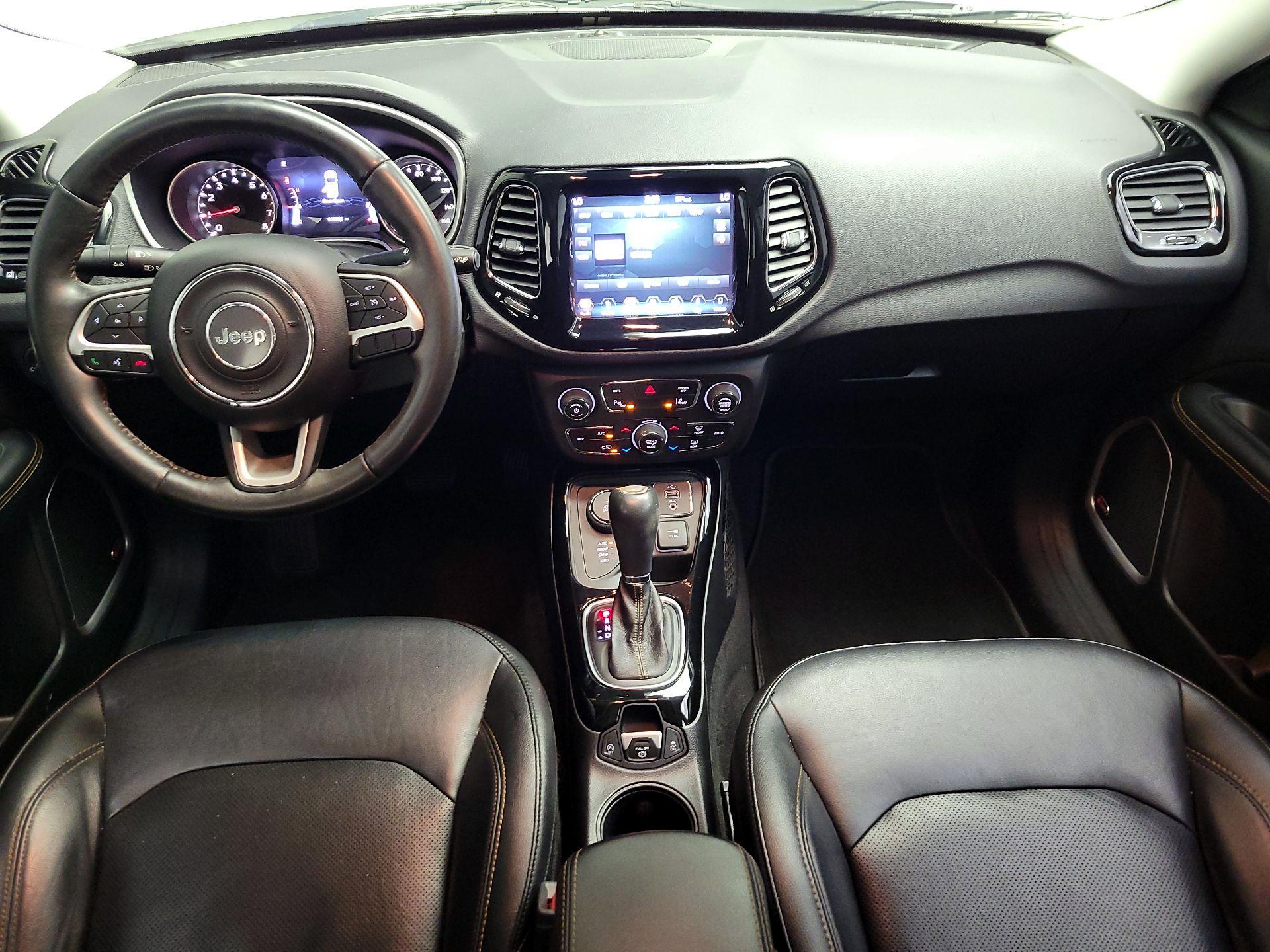 Thumbnail: 2018 Jeep Compass - 9