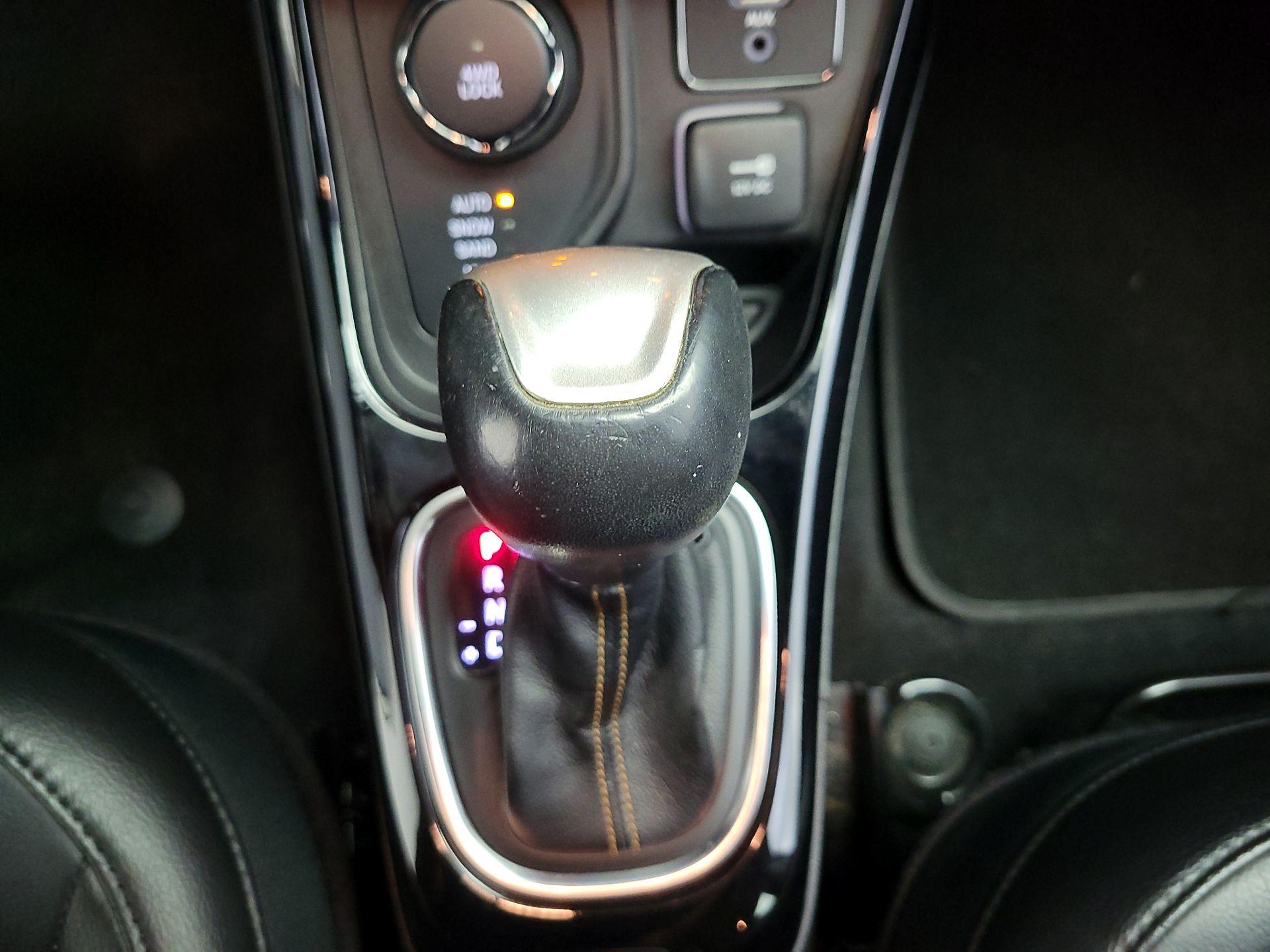 Thumbnail: 2018 Jeep Compass - 15