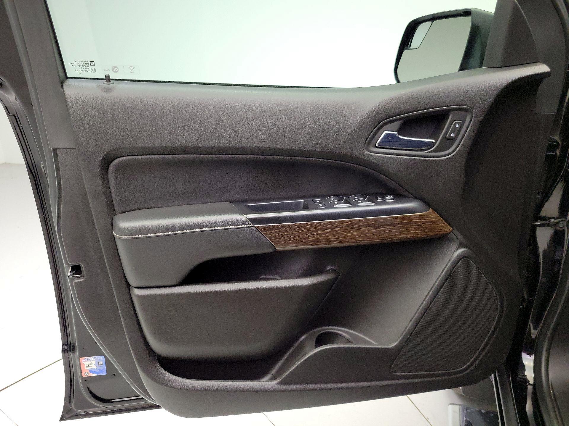 Thumbnail: 2017 GMC Canyon - 12
