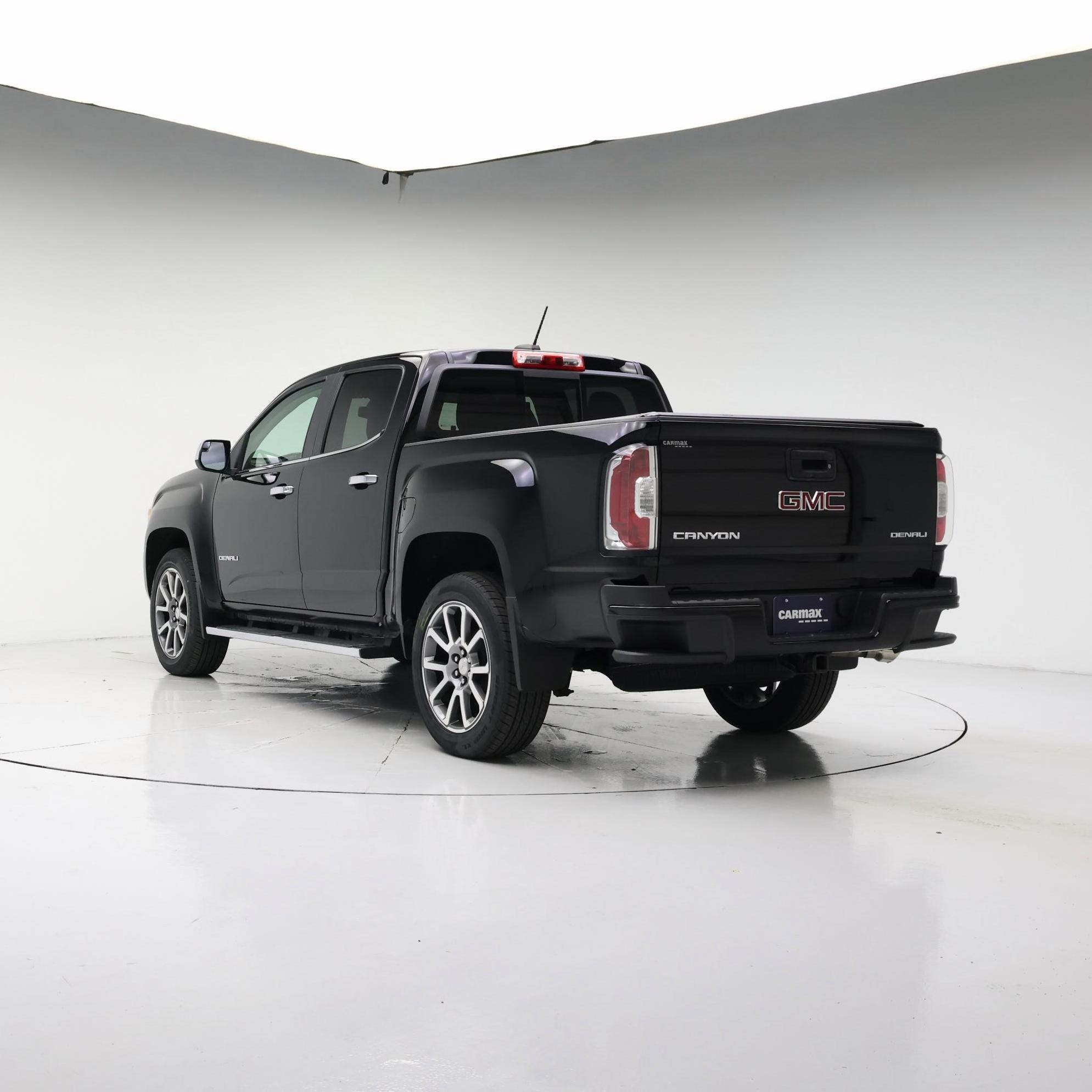 Thumbnail: 2017 GMC Canyon - 2