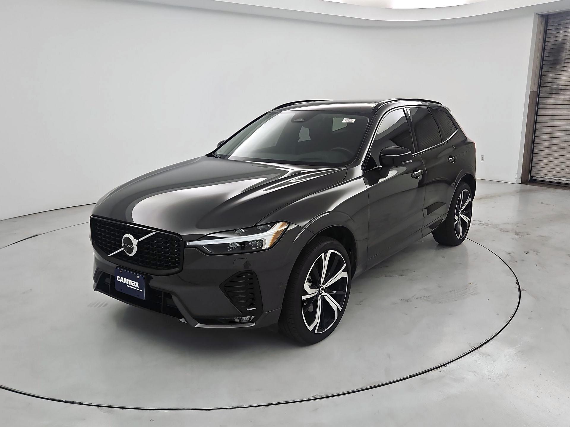 Thumbnail: 2025 Volvo XC60 - 3