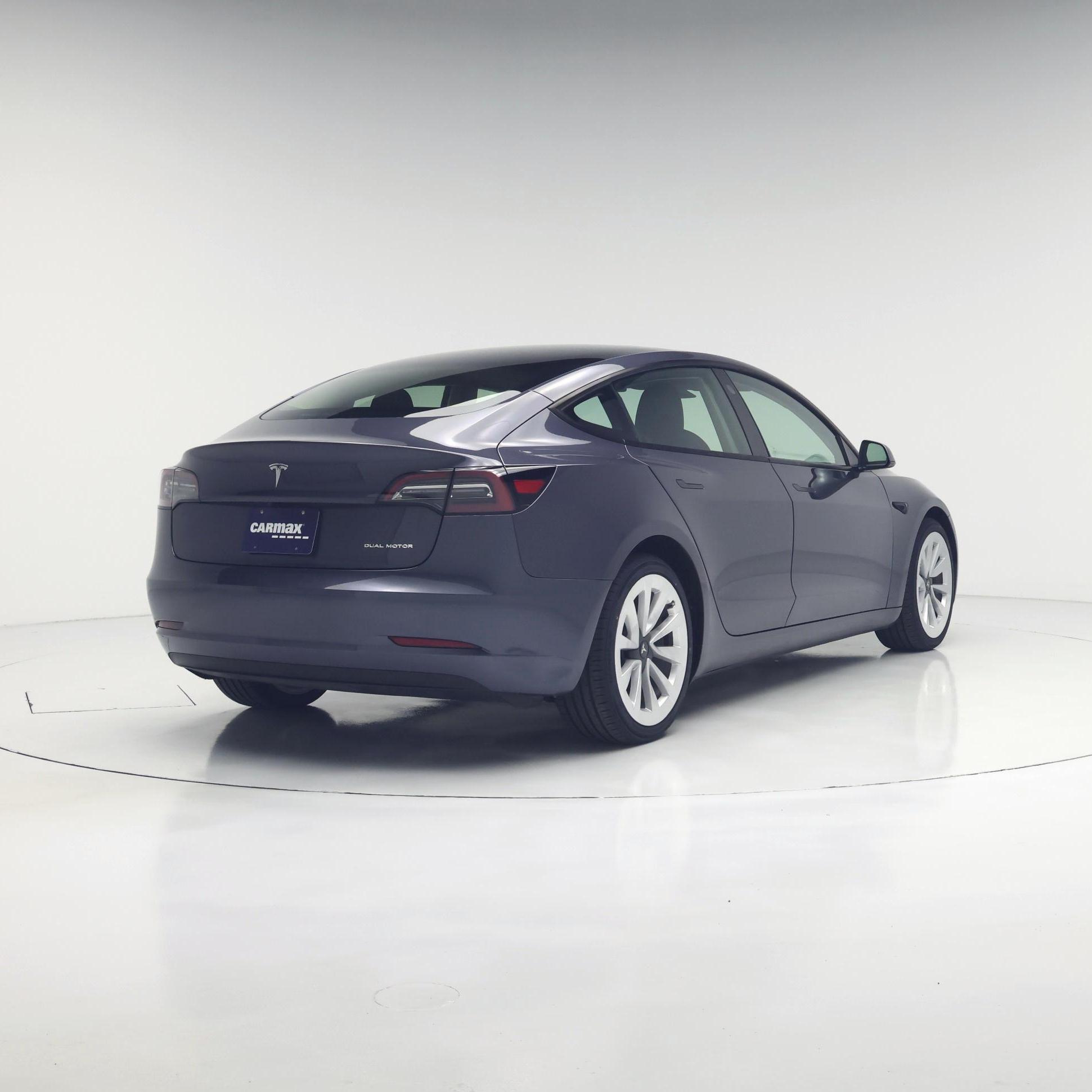 Thumbnail: 2023 Tesla Model 3 - 8