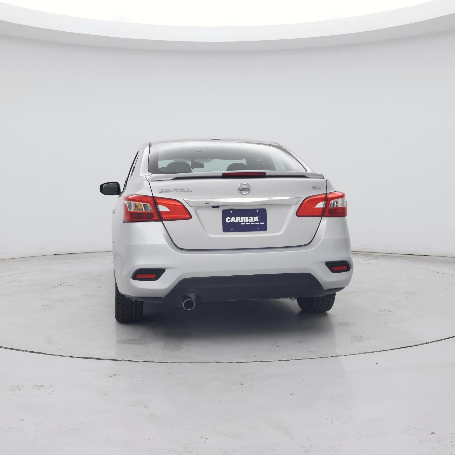 Thumbnail: 2017 Nissan Sentra - 6