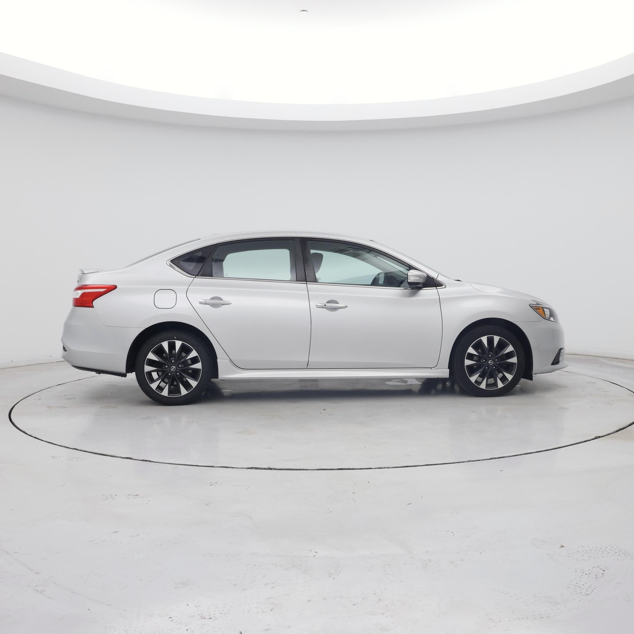Thumbnail: 2017 Nissan Sentra - 7