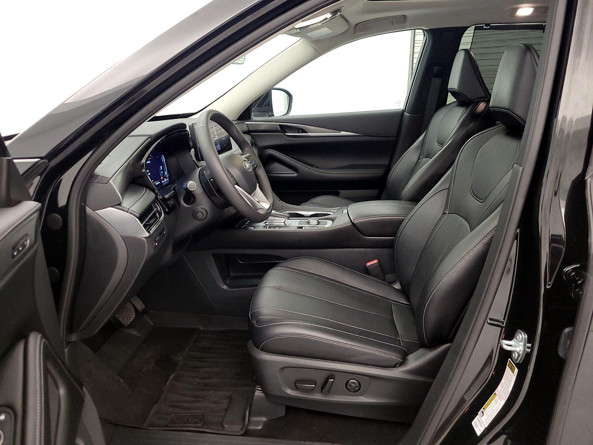 Thumbnail: 2024 INFINITI QX60 - 11