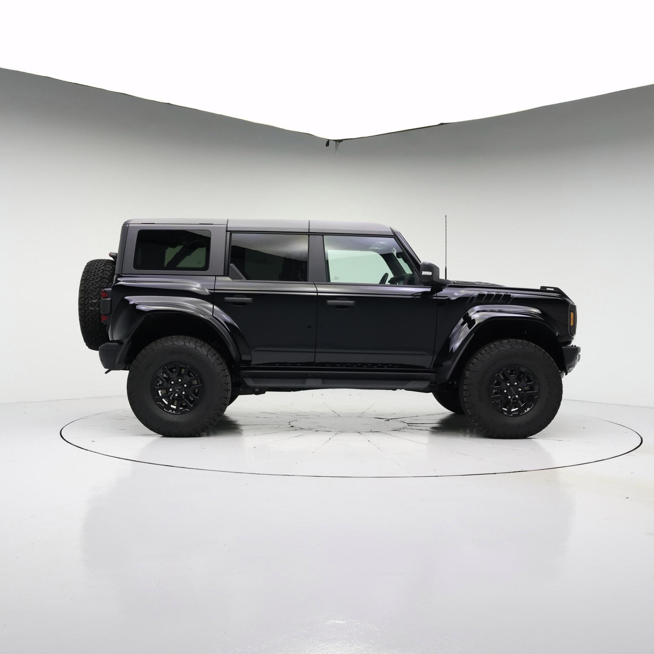Thumbnail: 2025 Ford Bronco - 7