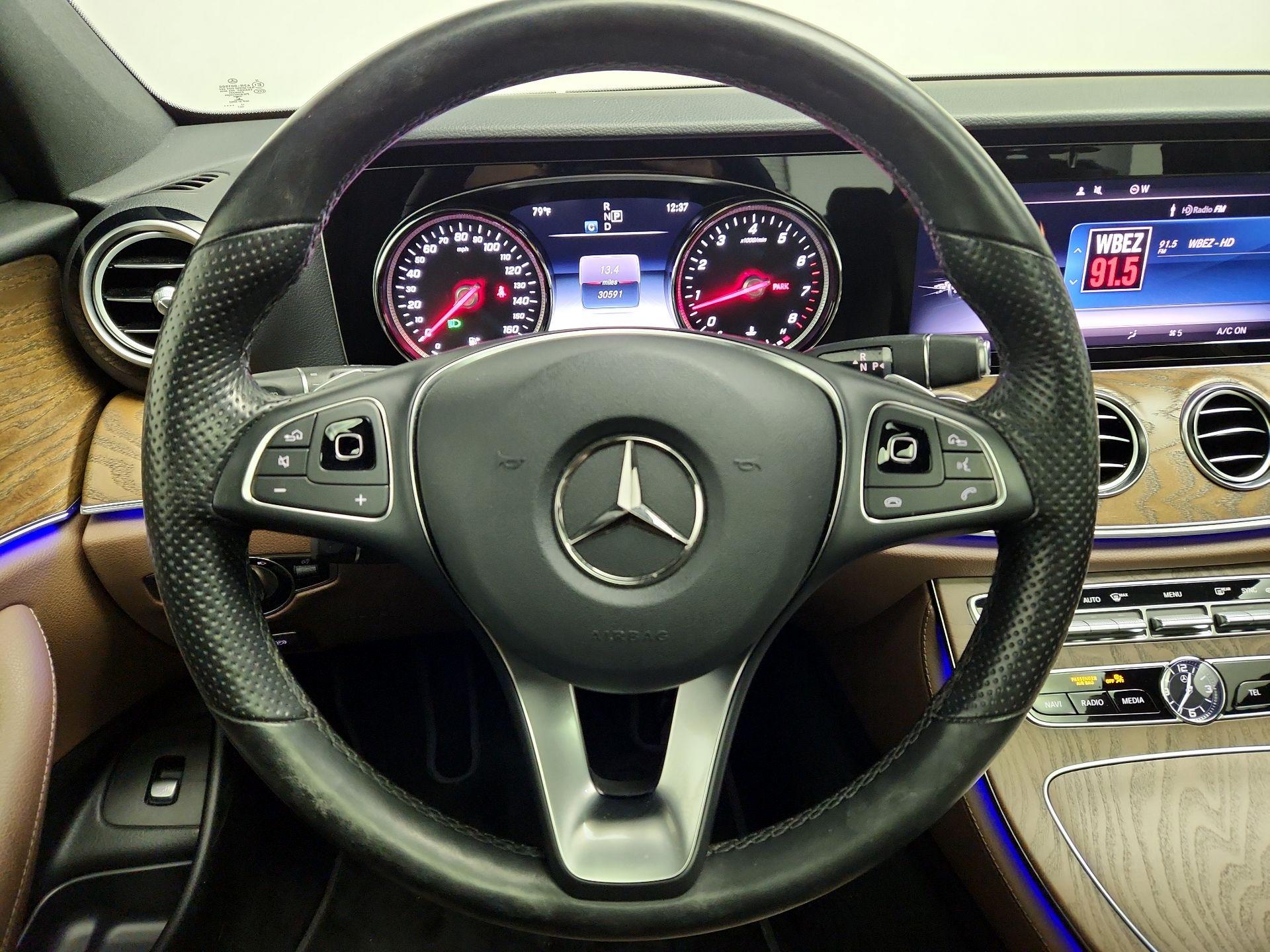 Thumbnail: 2018 Mercedes-Benz E-Class - 10