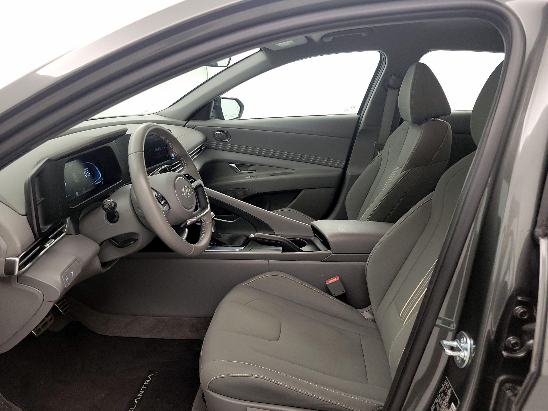 Thumbnail: 2025 Hyundai Elantra - 11
