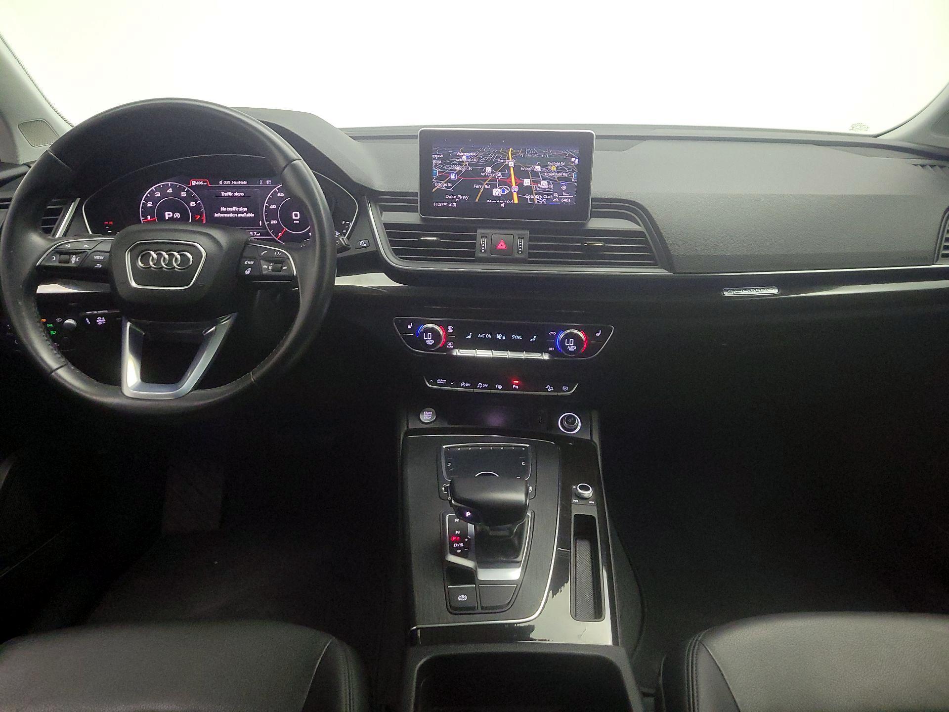 Thumbnail: 2020 Audi Q5 - 9