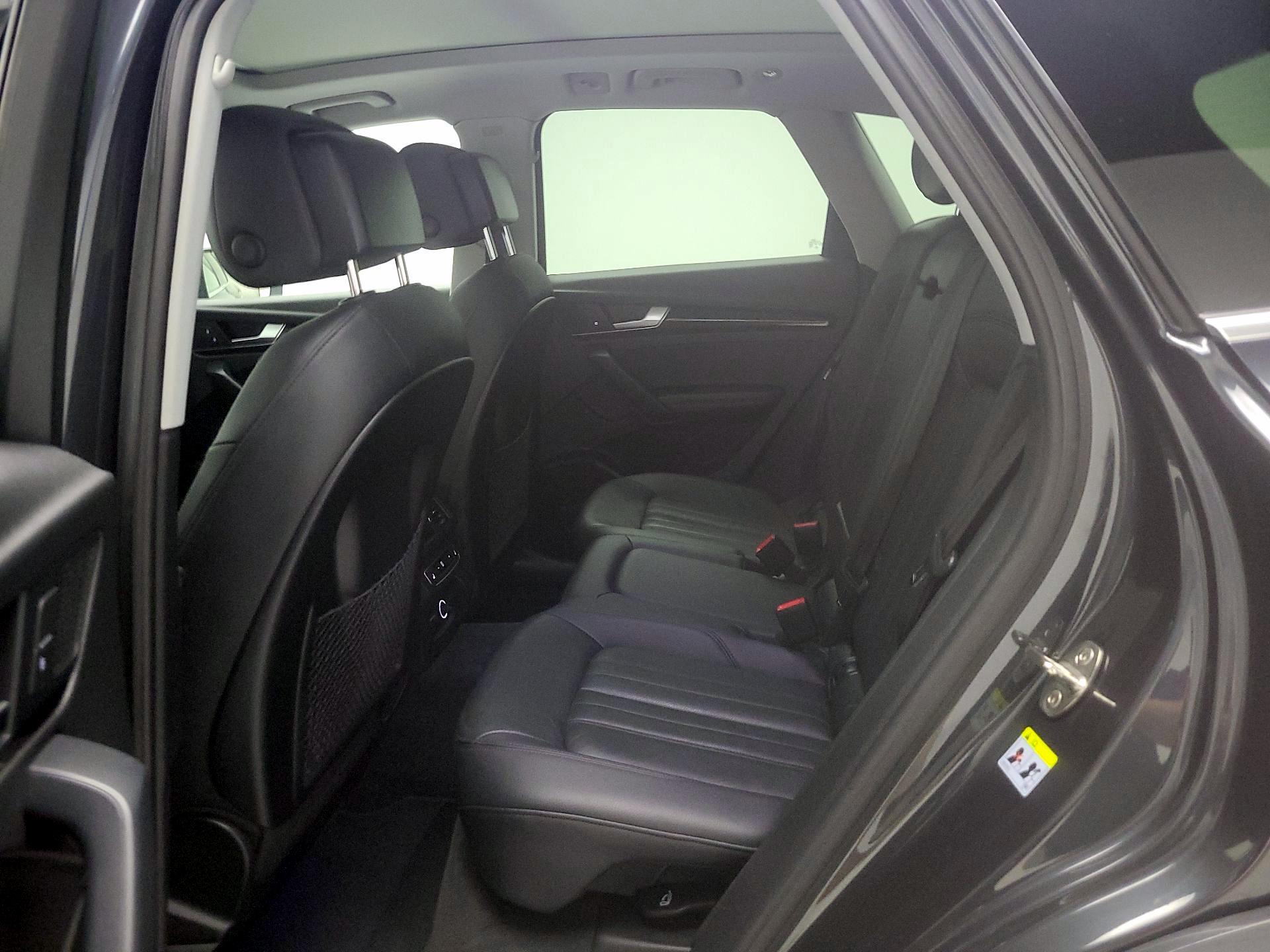 Thumbnail: 2020 Audi Q5 - 19