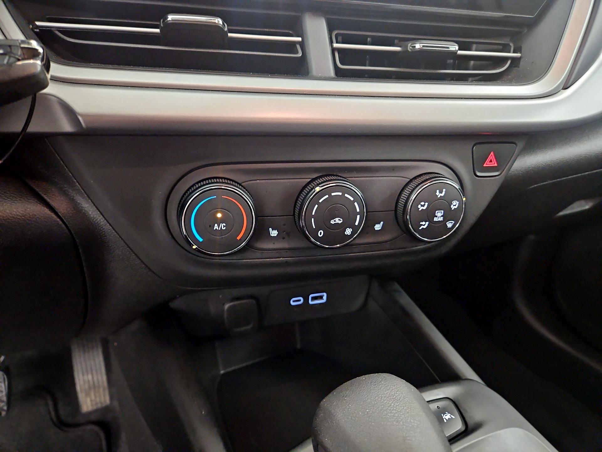 Thumbnail: 2025 Chevrolet Trax - 14