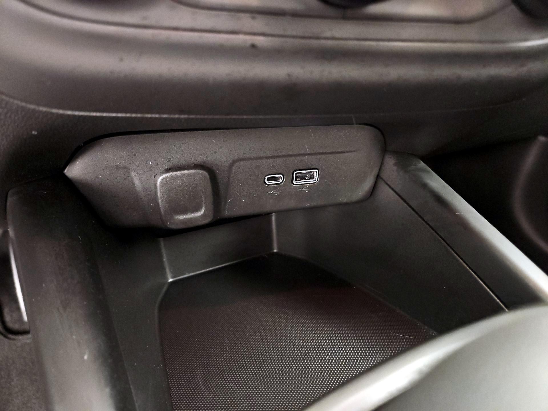 Thumbnail: 2025 Chevrolet Trax - 16