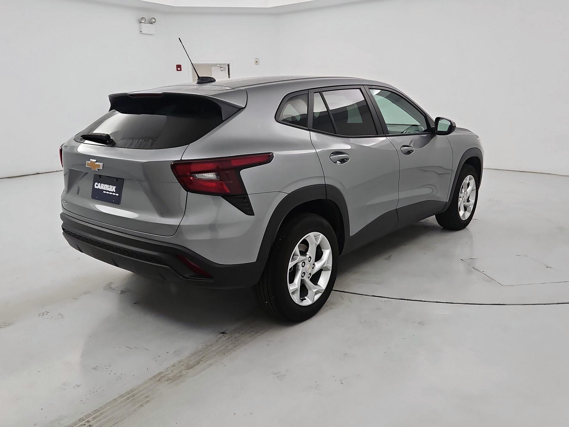 Thumbnail: 2025 Chevrolet Trax - 5