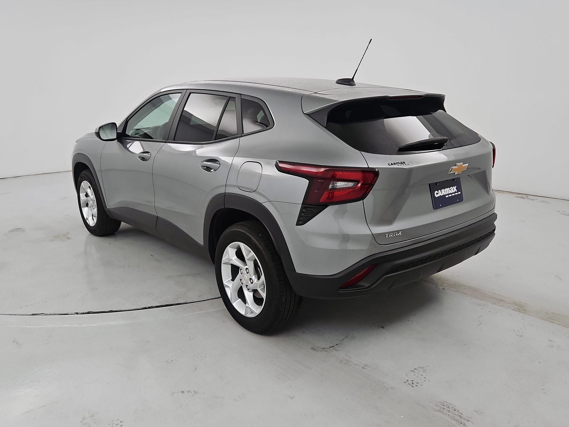 Thumbnail: 2025 Chevrolet Trax - 7