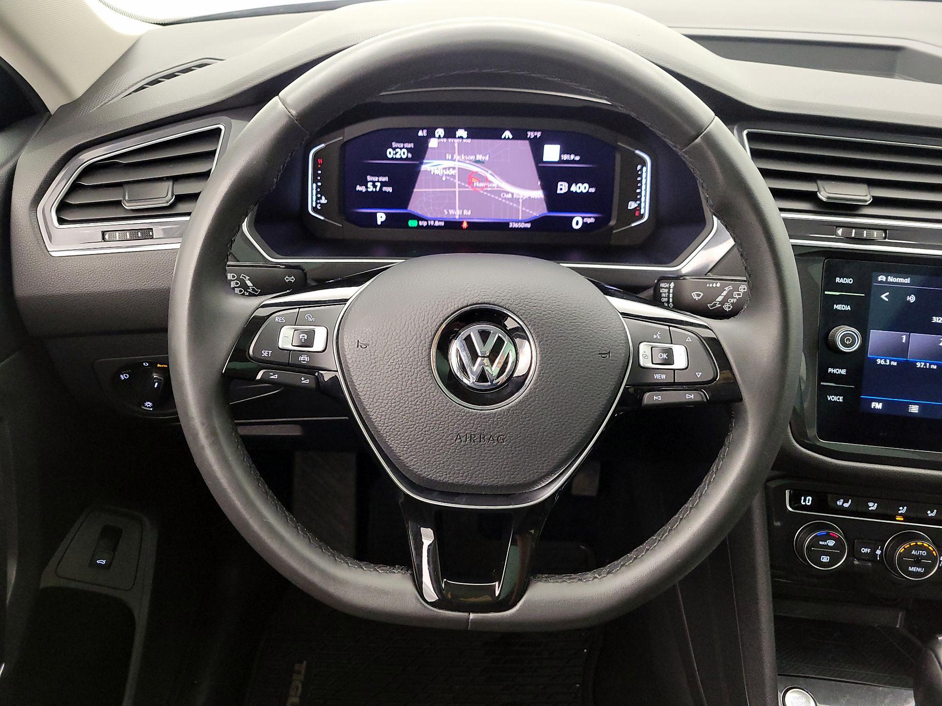 Thumbnail: 2020 Volkswagen Tiguan - 10