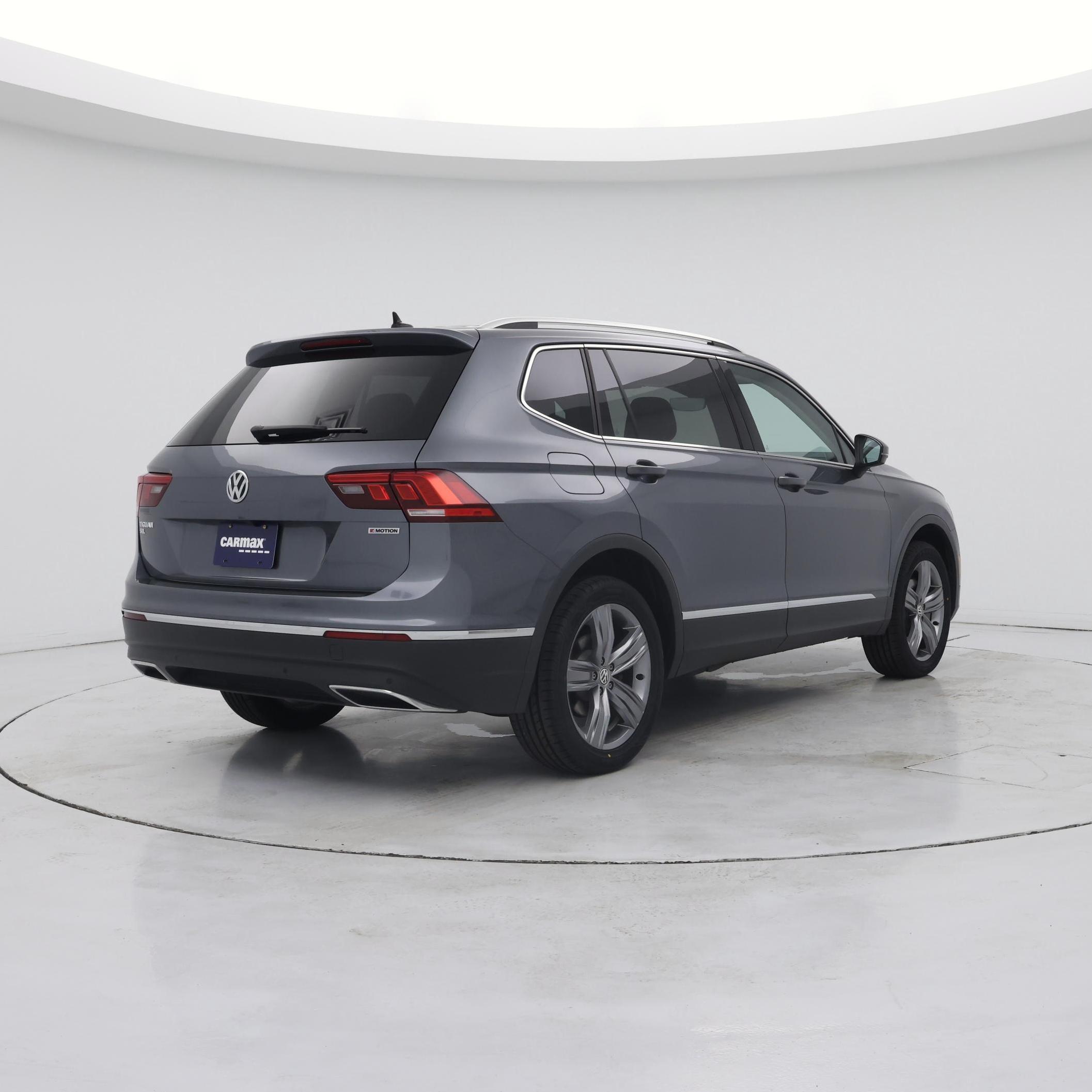 Thumbnail: 2020 Volkswagen Tiguan - 8