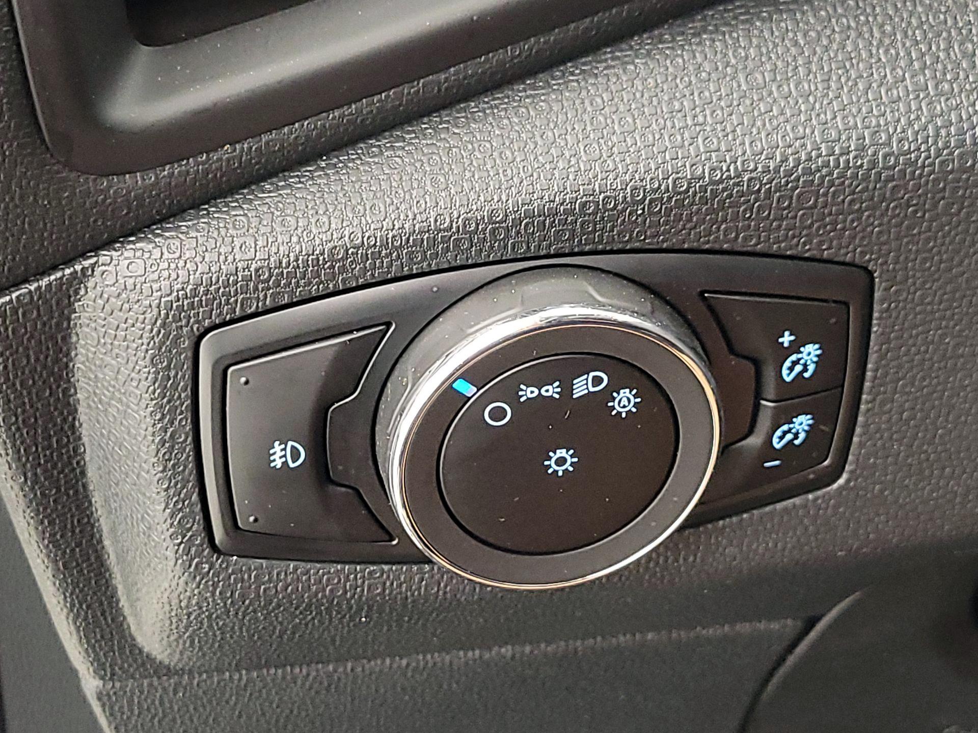 Thumbnail: 2020 Ford EcoSport - 13
