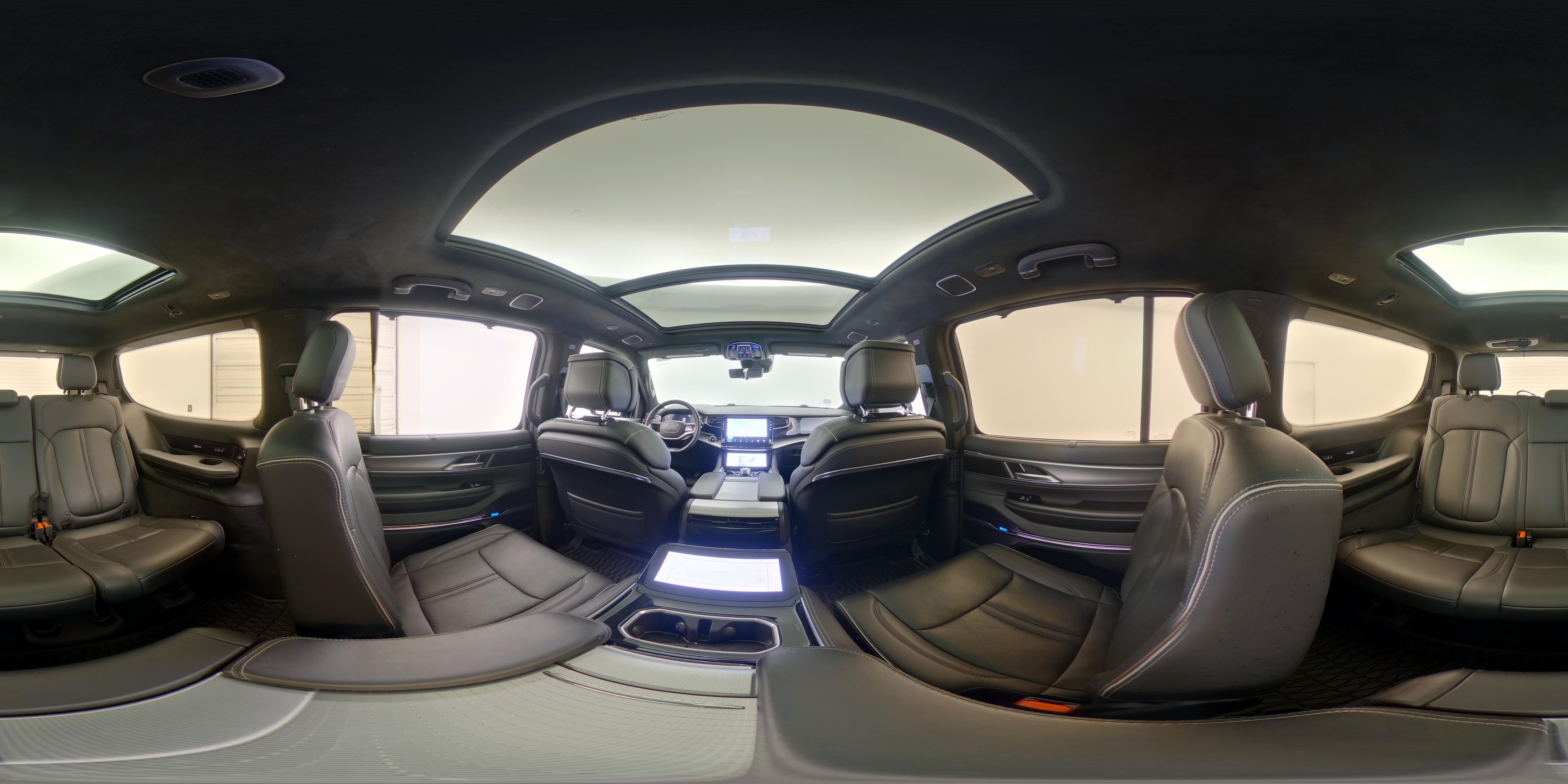 2023 Jeep Grand Wagoneer Series II - Photo 31