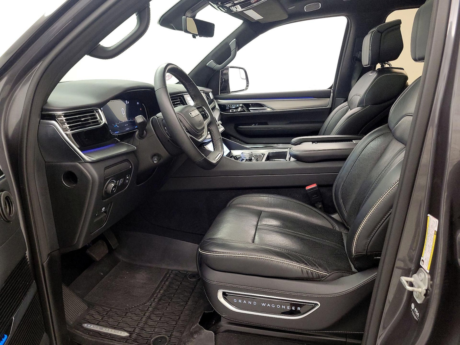 2023 Jeep Grand Wagoneer Series II - Photo 12