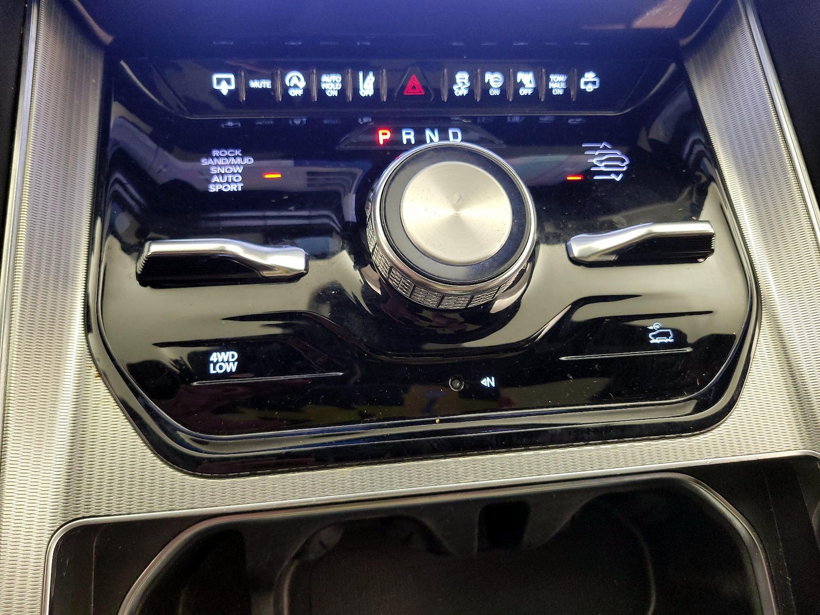2023 Jeep Grand Wagoneer Series II - Photo 19