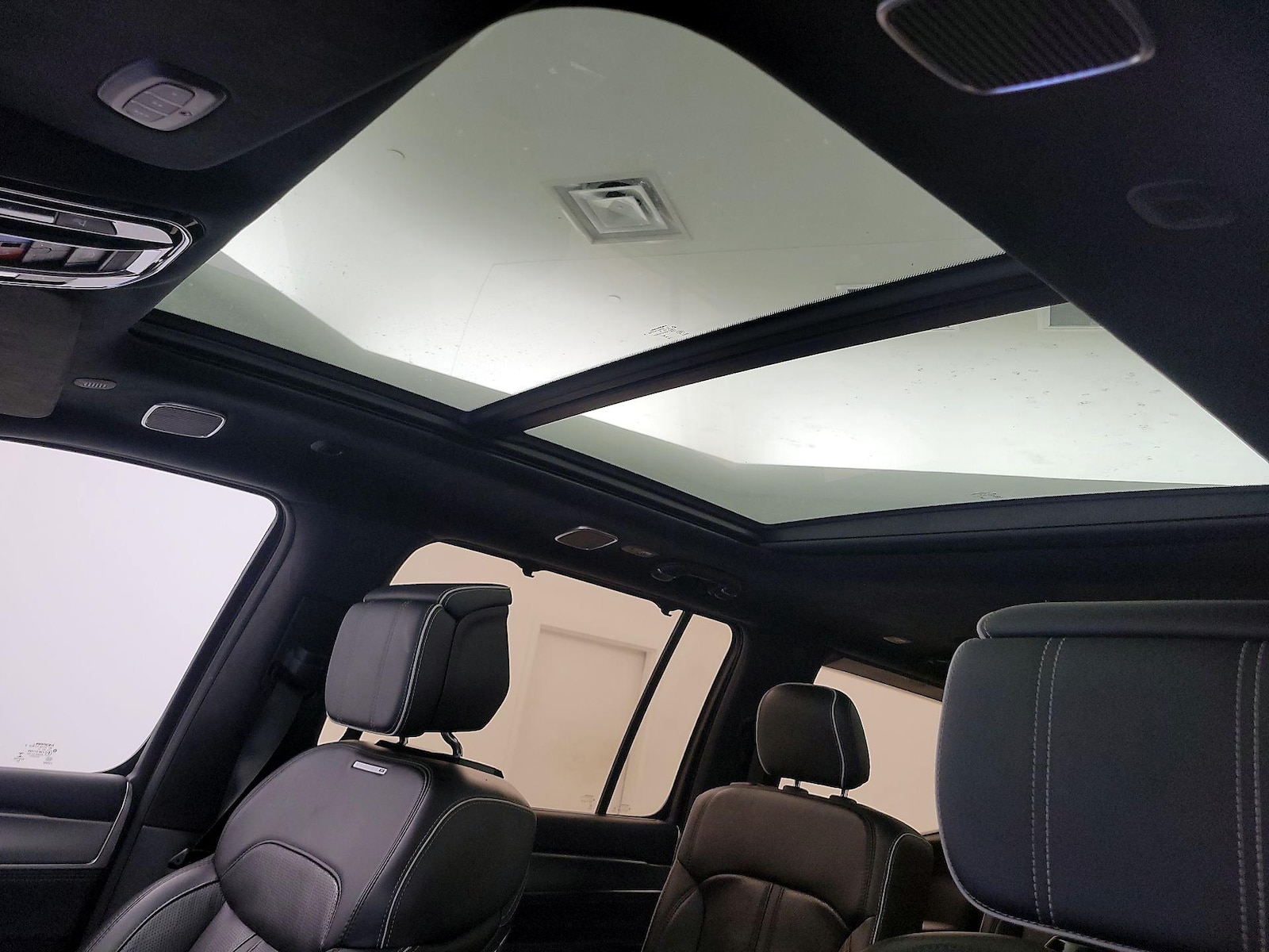 2023 Jeep Grand Wagoneer Series II - Photo 21