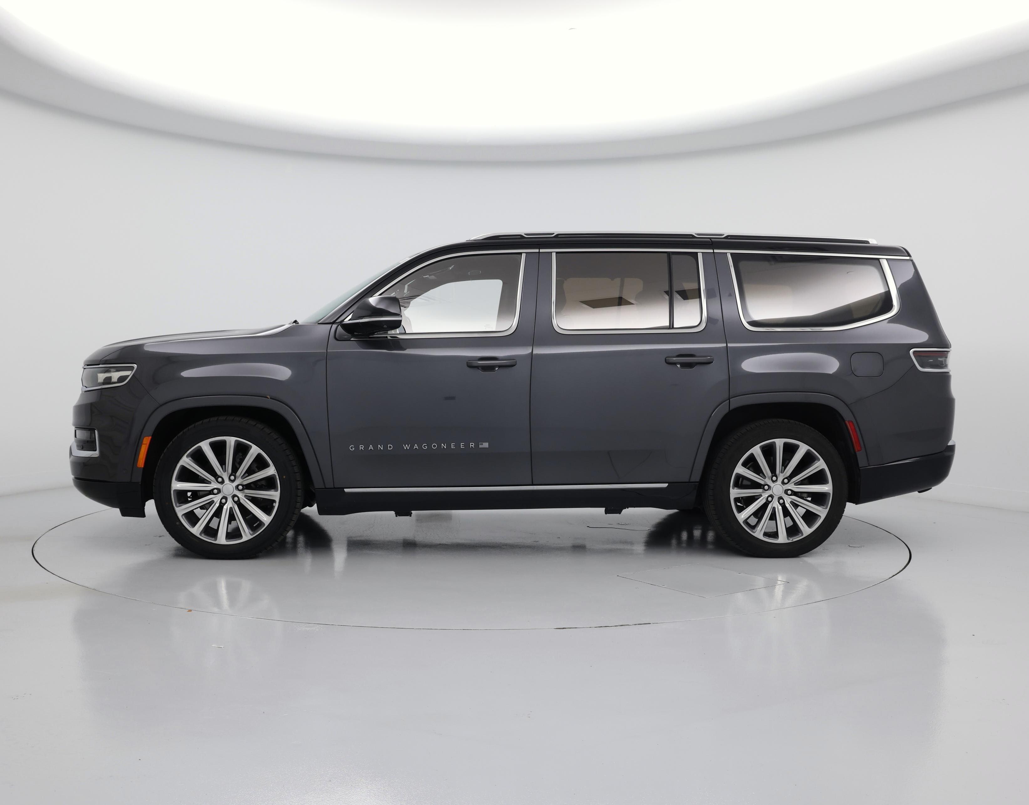 Thumbnail: 2023 Jeep Grand Wagoneer - 3