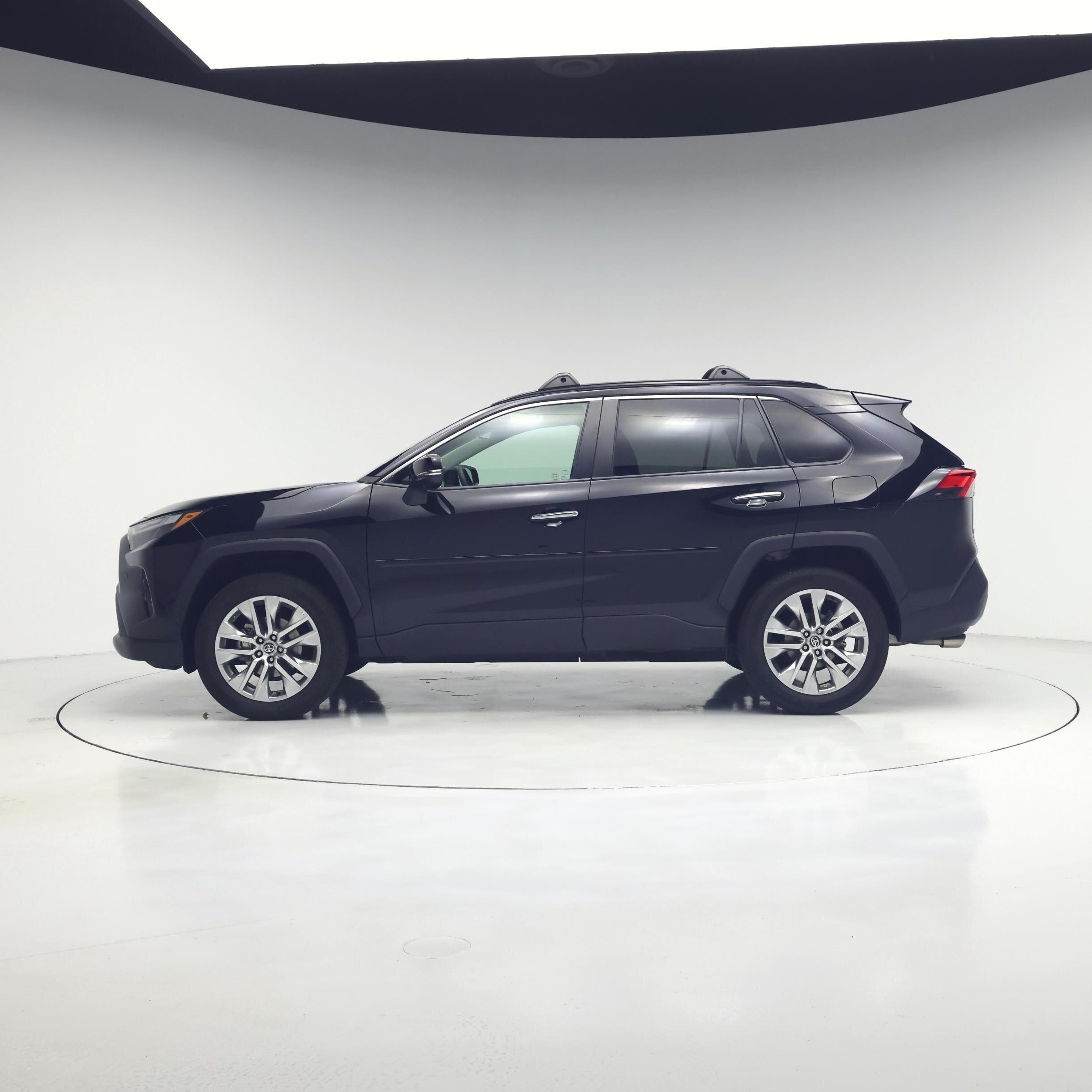 Thumbnail: 2024 Toyota RAV4 - 3