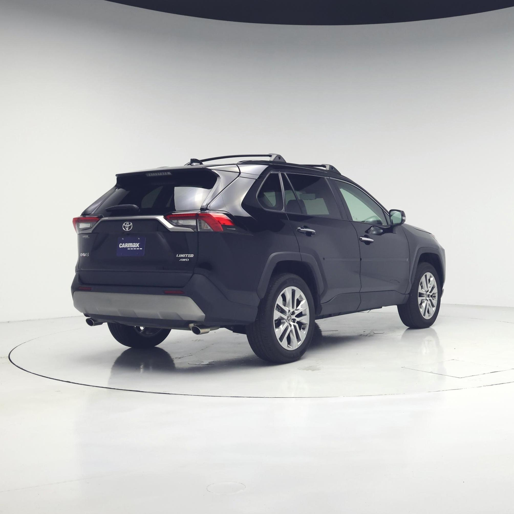 Thumbnail: 2024 Toyota RAV4 - 8