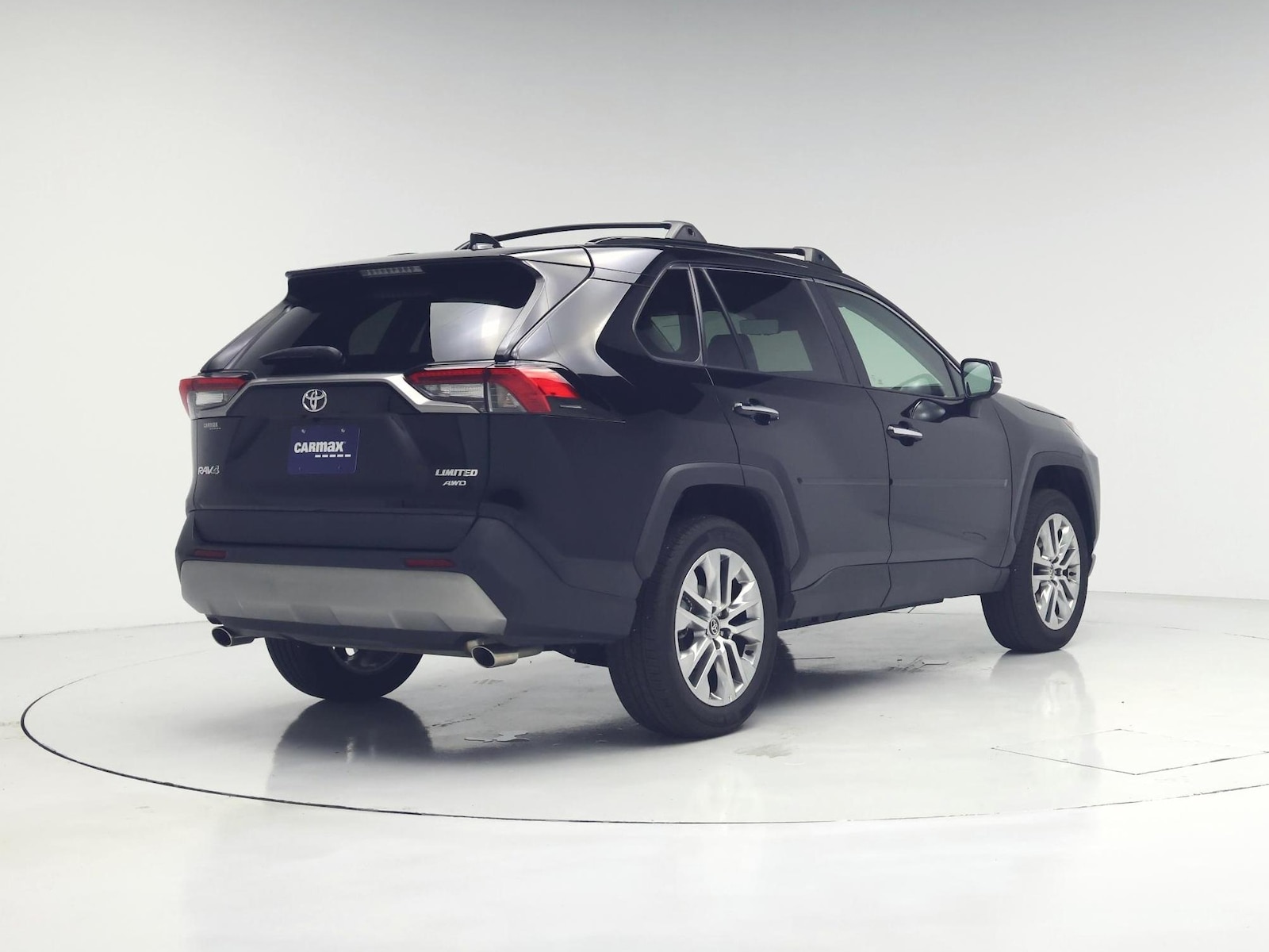2024 Toyota RAV4 Limited - Photo 9