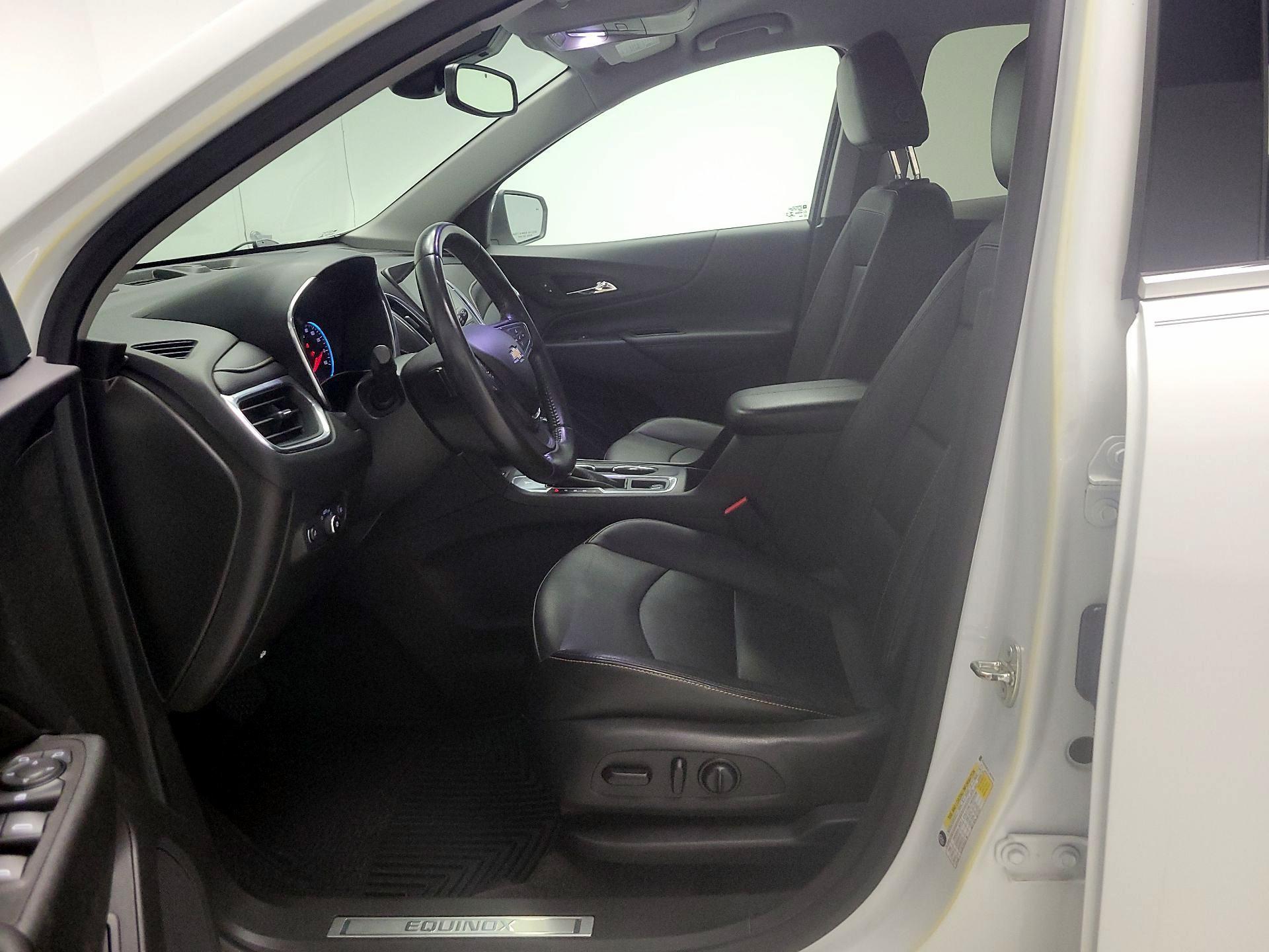 Thumbnail: 2020 Chevrolet Equinox - 11