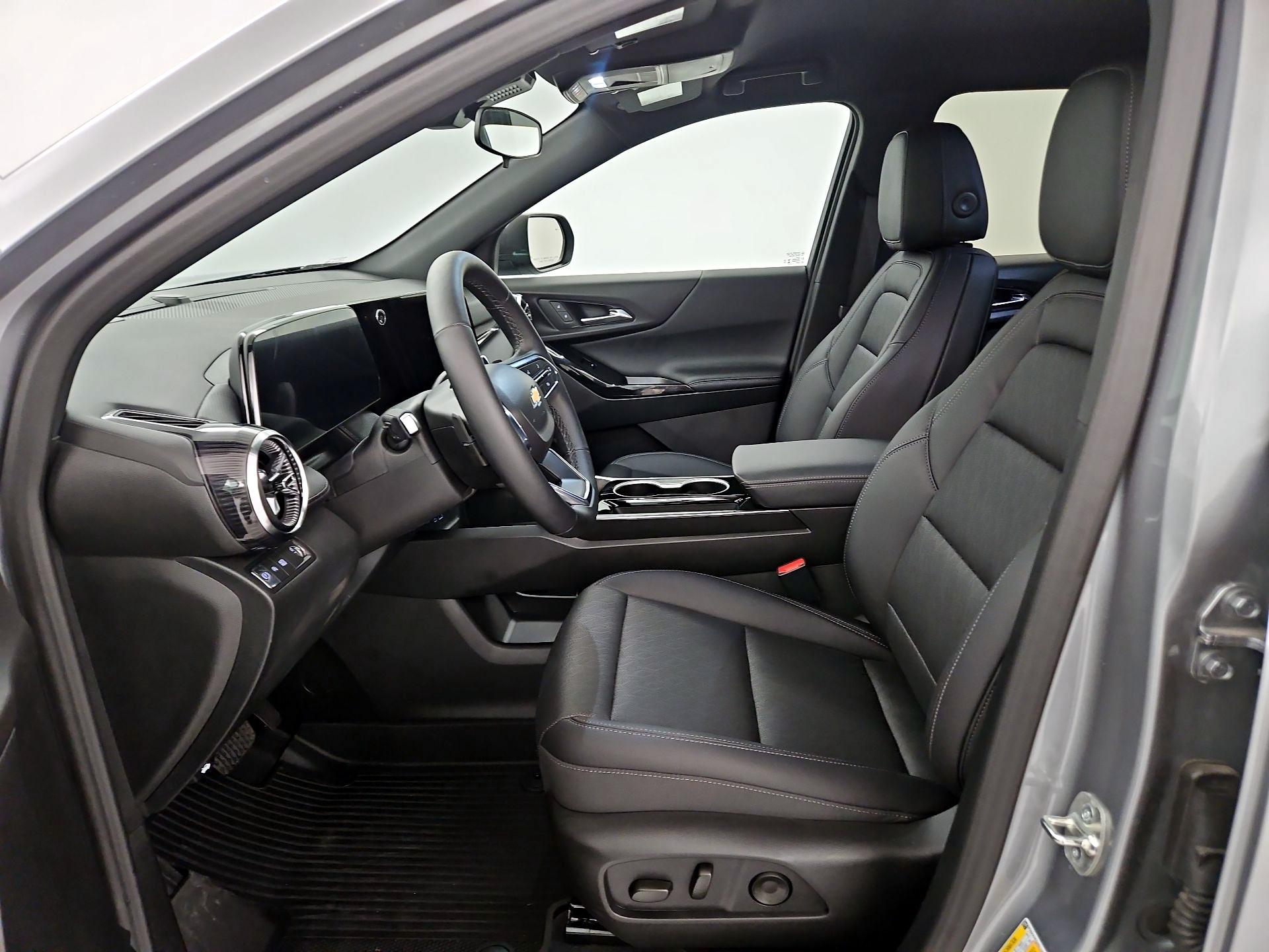 Thumbnail: 2025 Chevrolet Equinox - 9