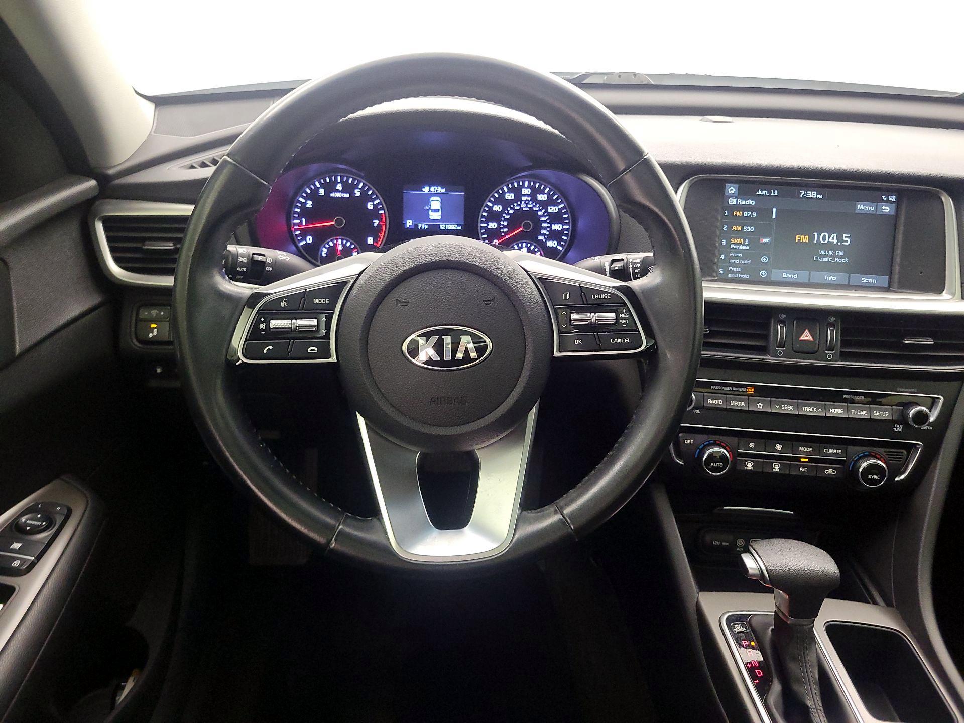 Thumbnail: 2019 Kia Optima - 10