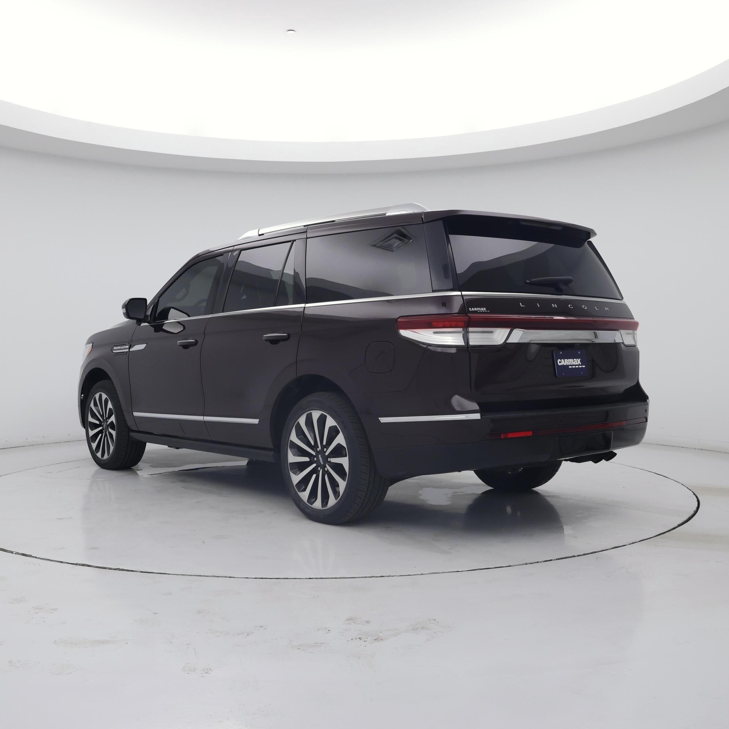 Thumbnail: 2023 Lincoln Navigator - 2