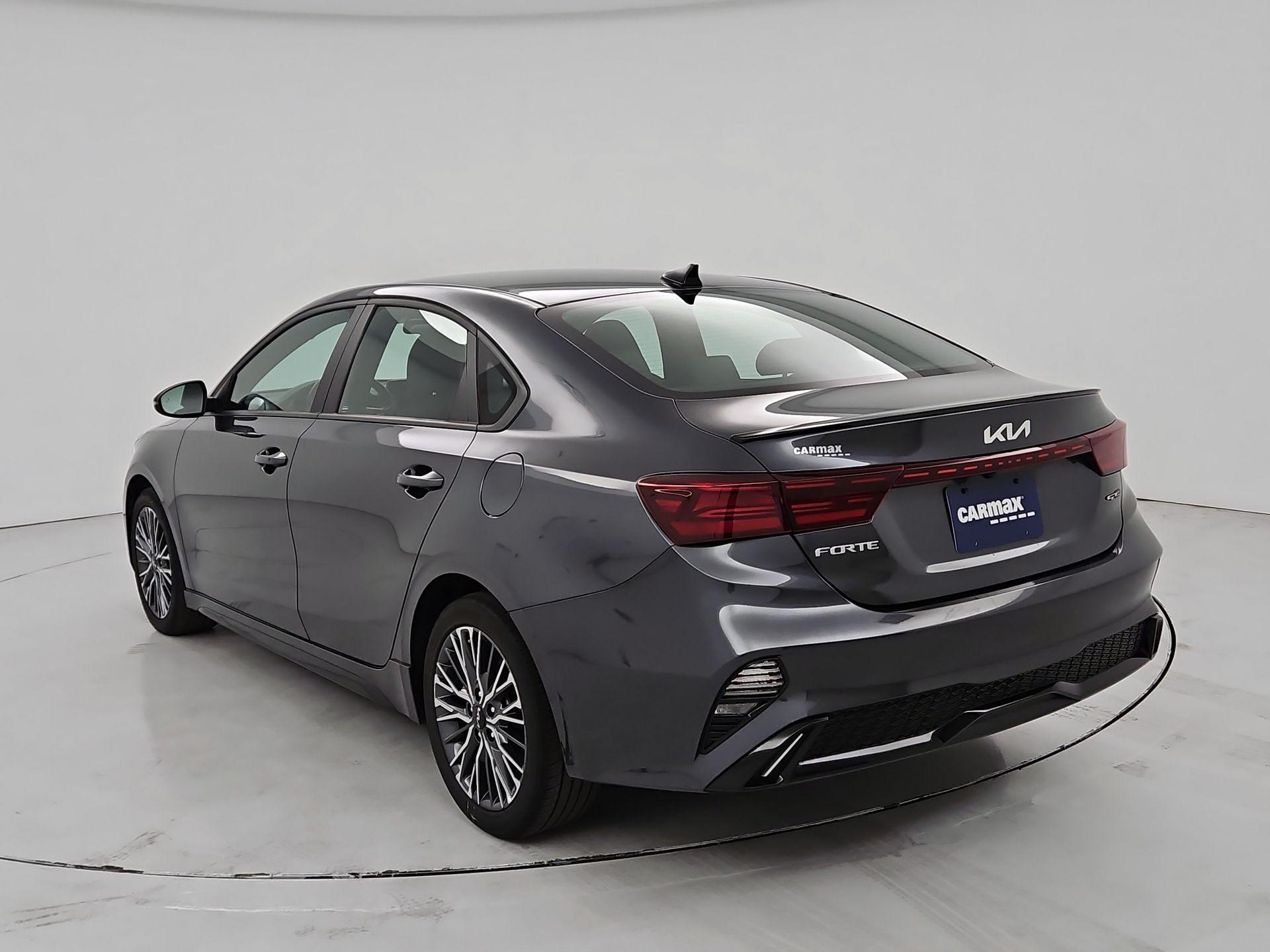 Thumbnail: 2024 Kia Forte - 7