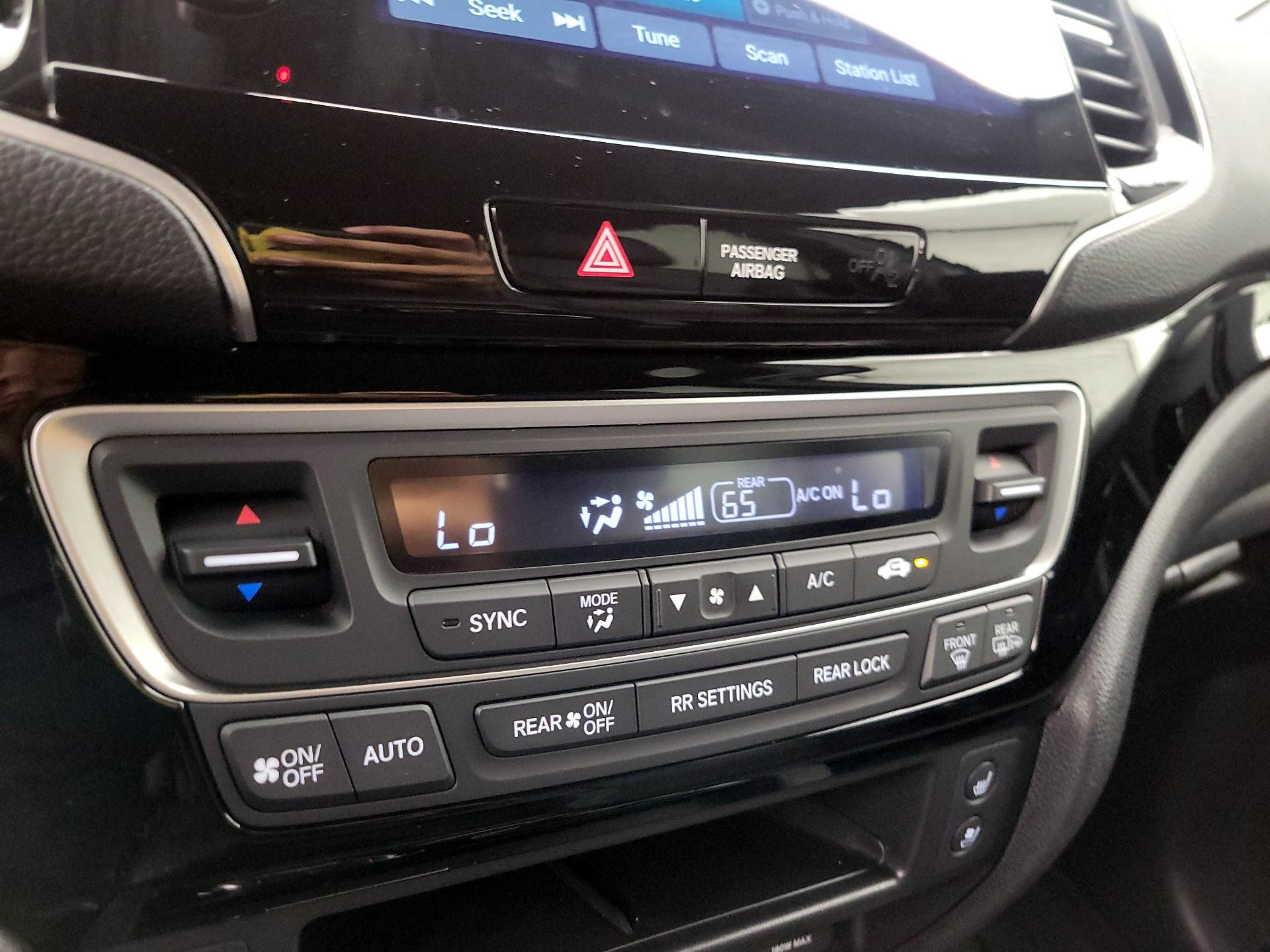 Thumbnail: 2025 Honda Passport - 16