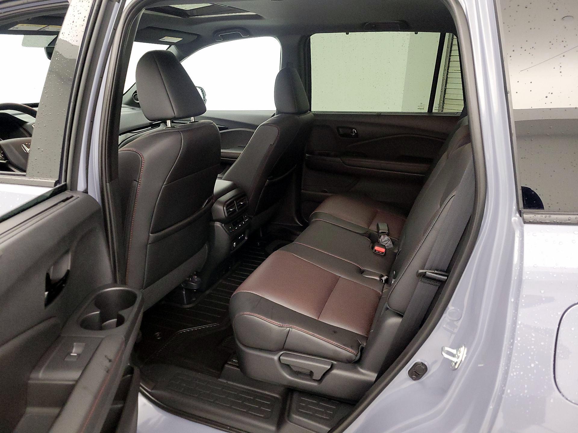 Thumbnail: 2025 Honda Passport - 20