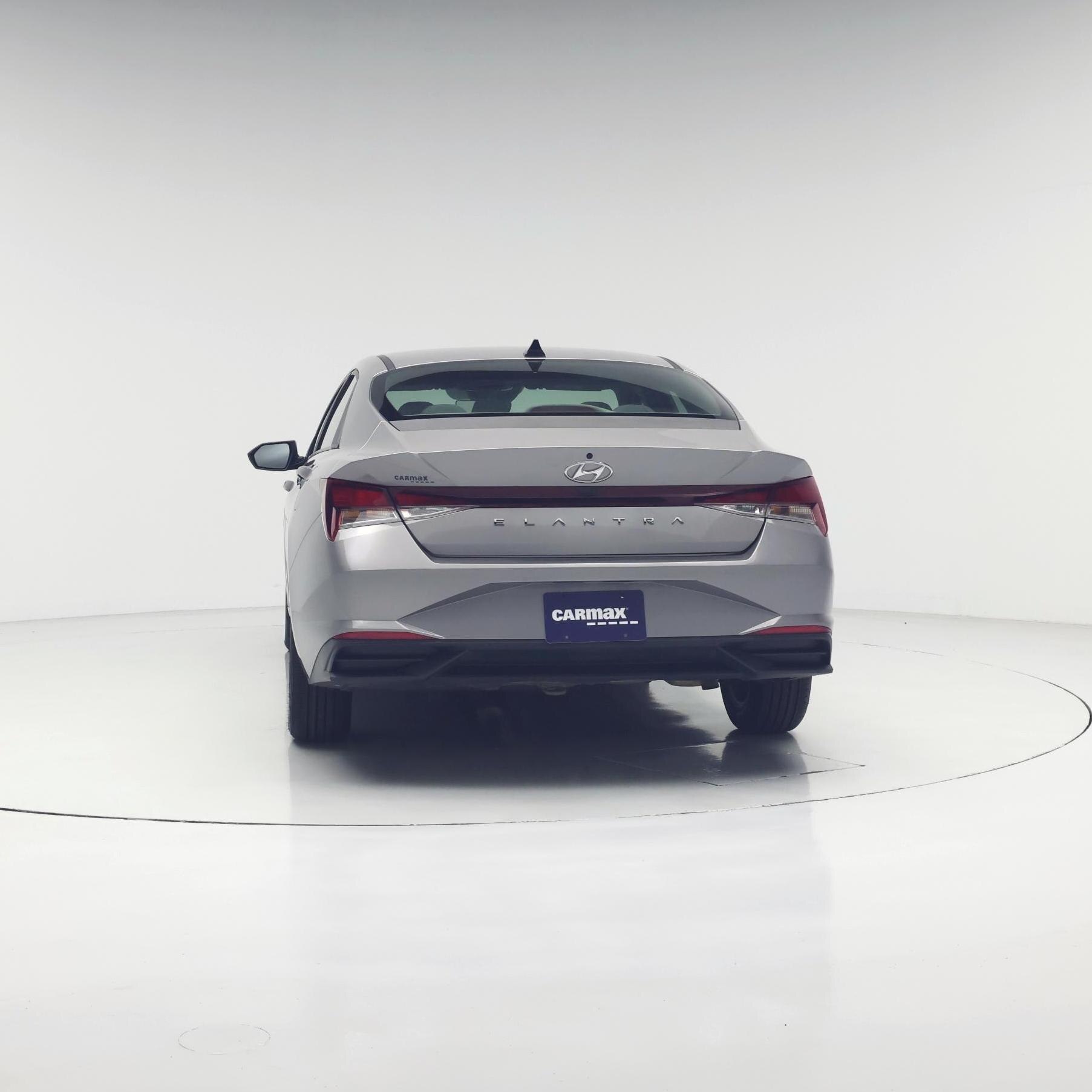 Thumbnail: 2022 Hyundai Elantra - 6