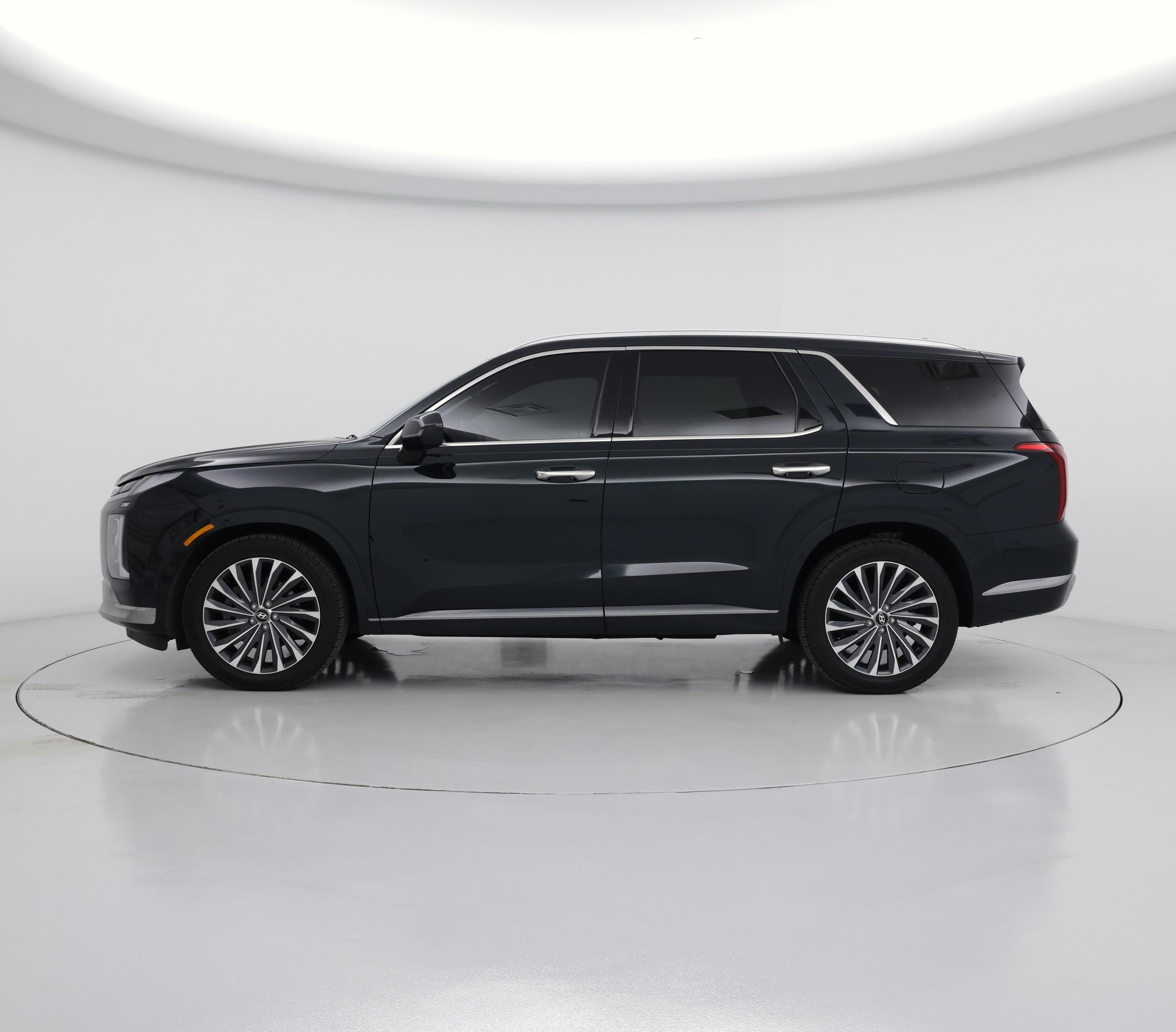 Thumbnail: 2024 Hyundai Palisade - 3
