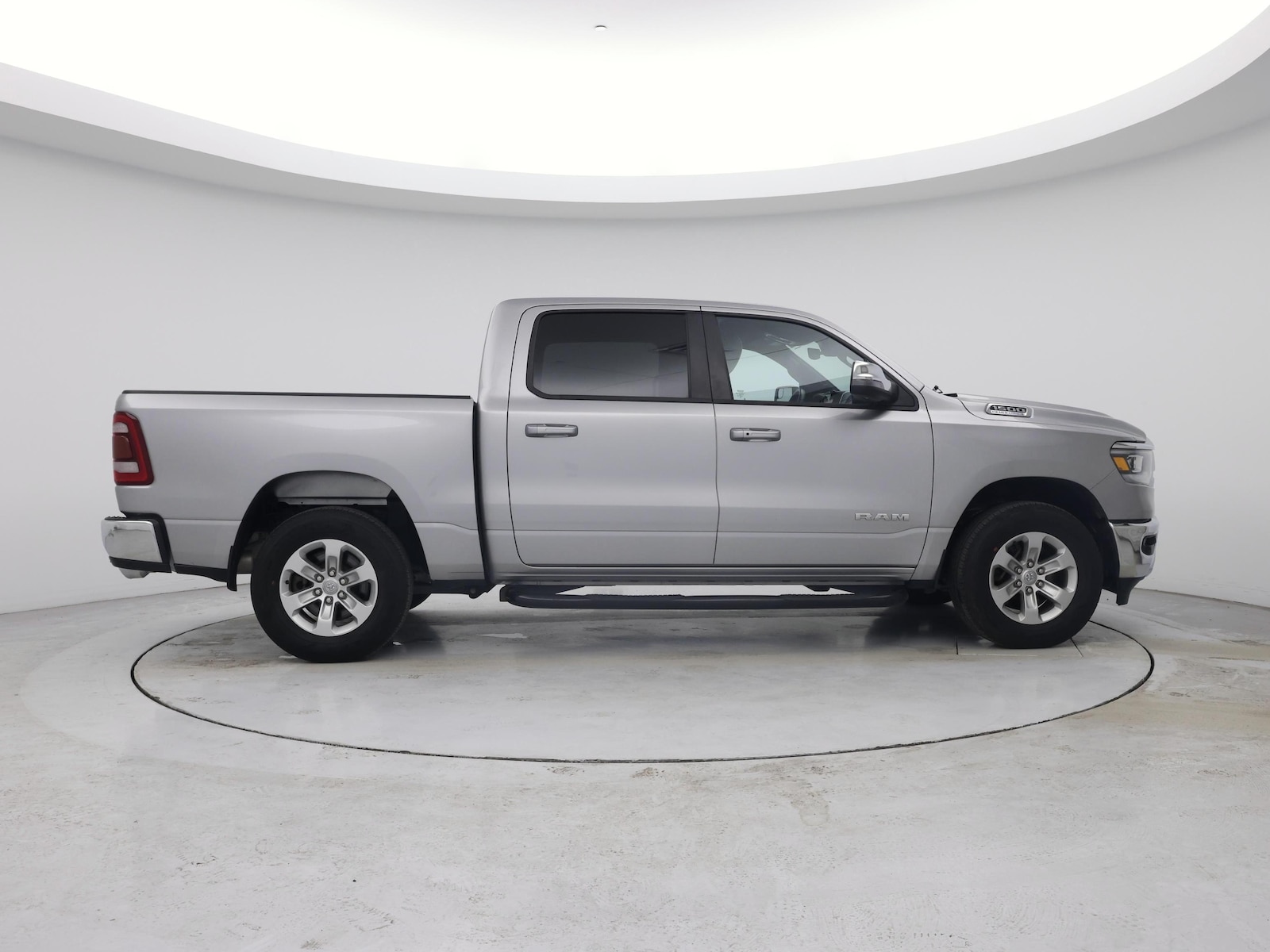 2023 RAM Ram 1500 Pickup Laramie - Photo 8